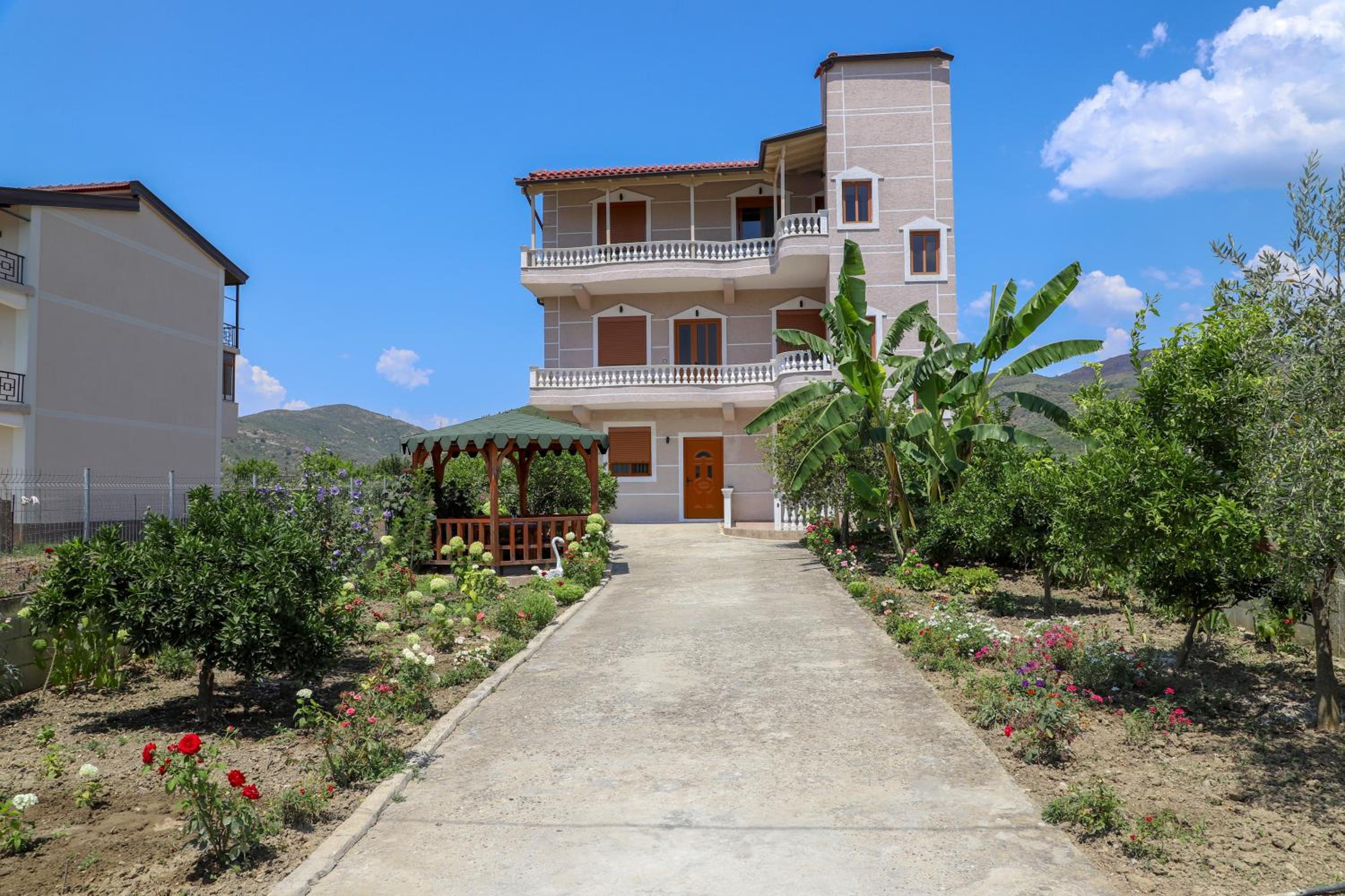 Villa Mara