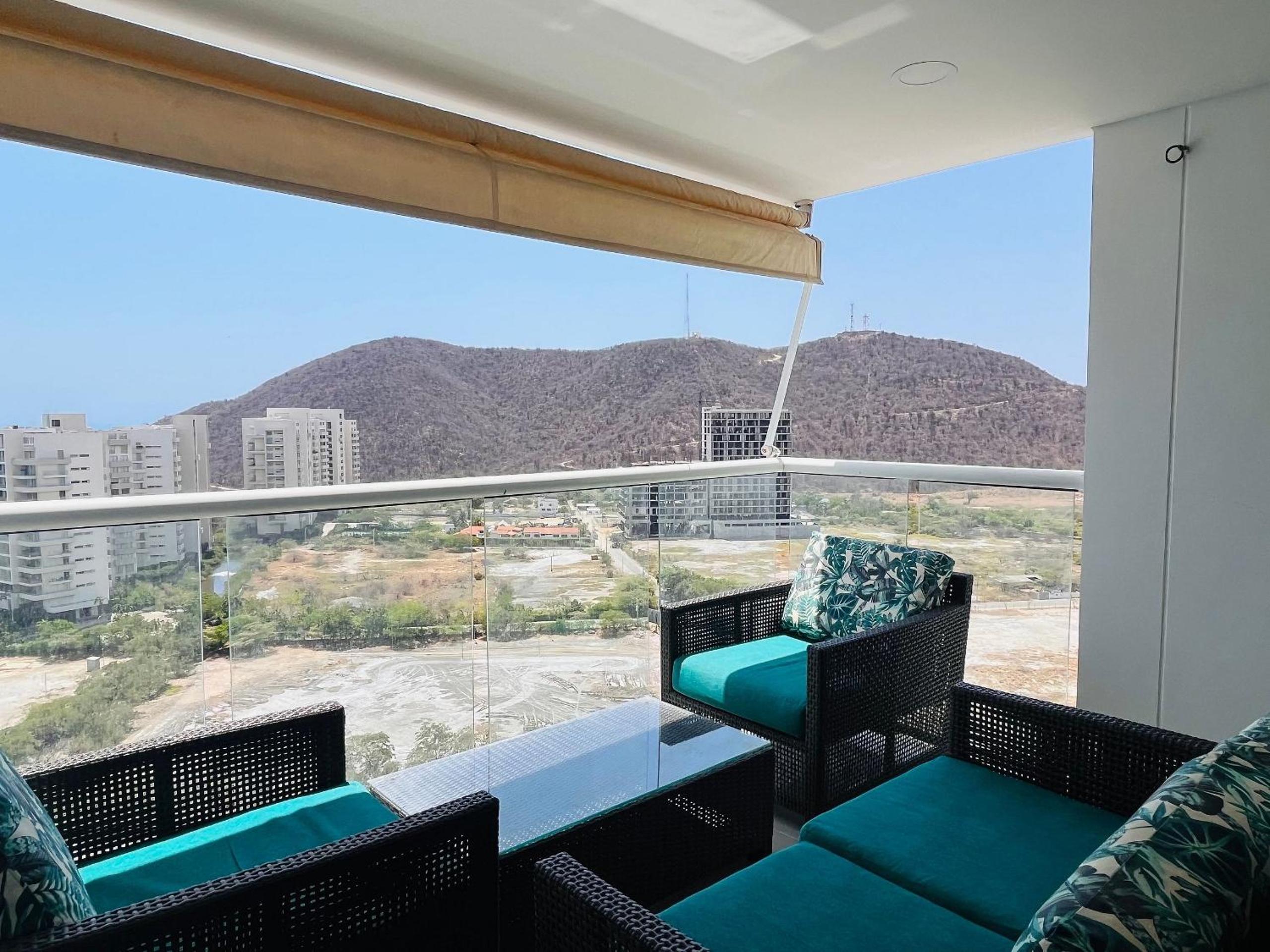 Apto 3 habitaciones vistas al mar pozos colorados