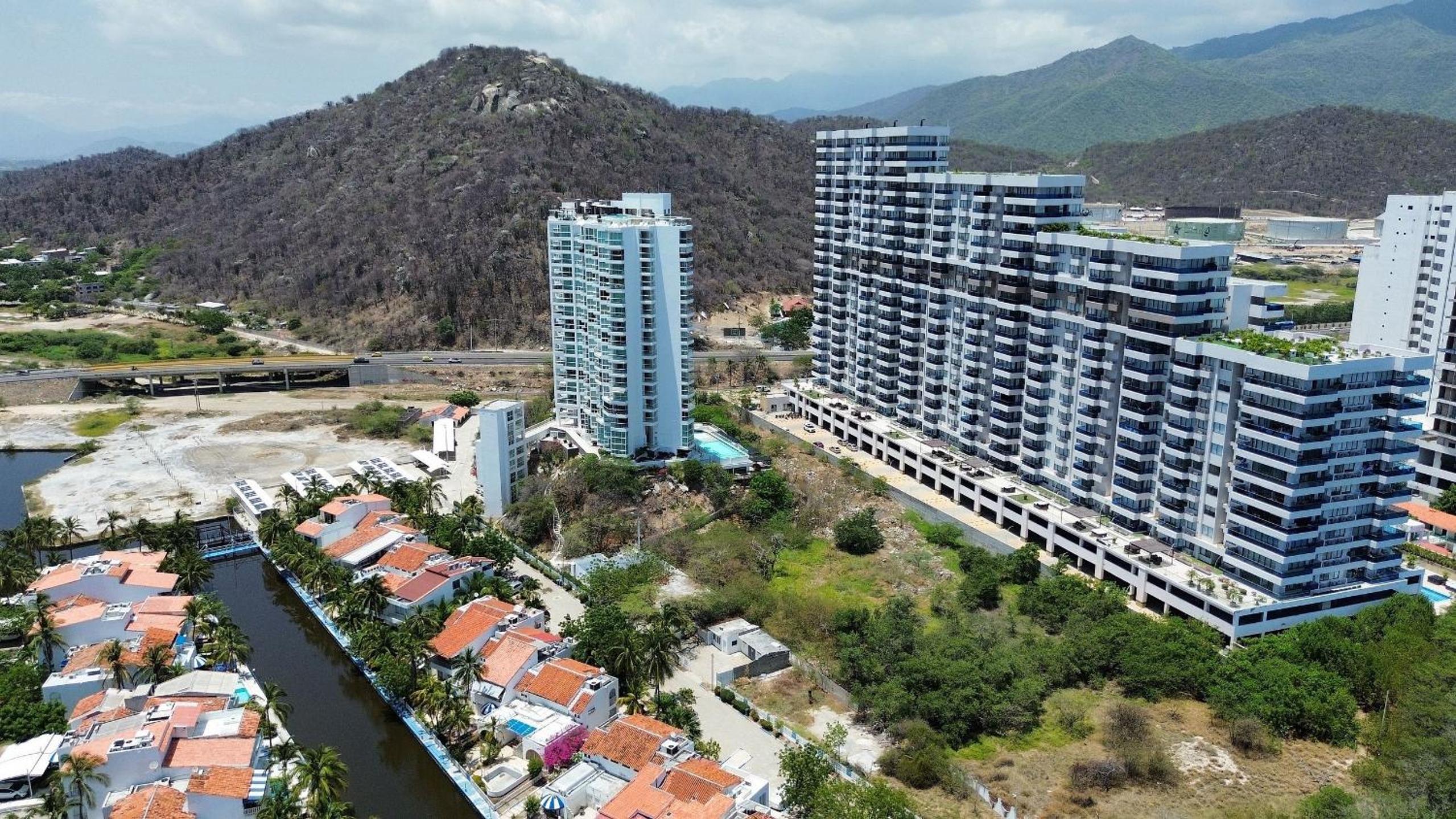 Apto 3 habitaciones vistas al mar pozos colorados