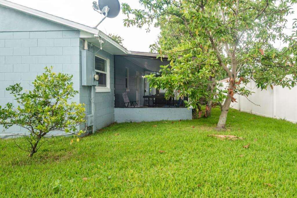 Modern 3Bedroom 2 Bathroom Home Near Universal