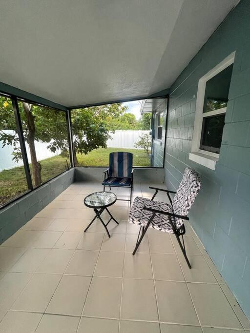 Modern 3Bedroom 2 Bathroom Home Near Universal
