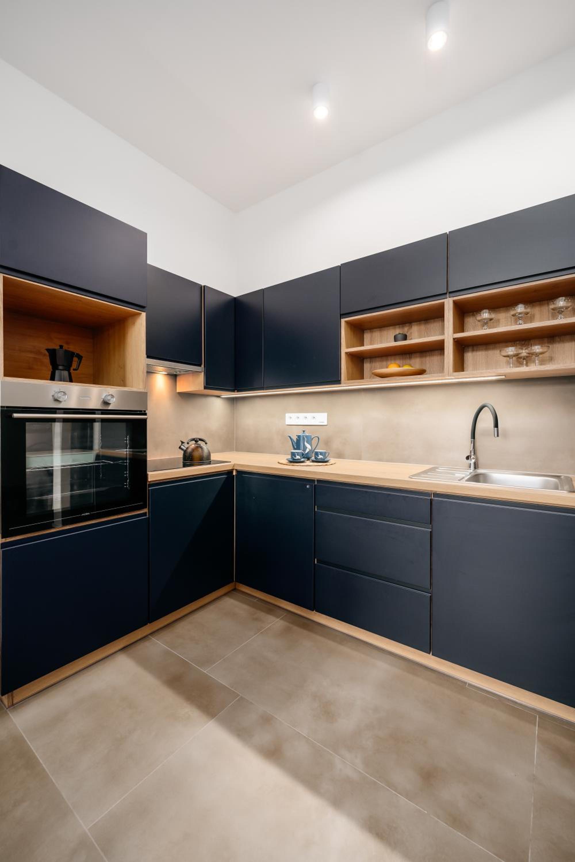 Modern one bedroom apartment in Holešovice by Prague Days