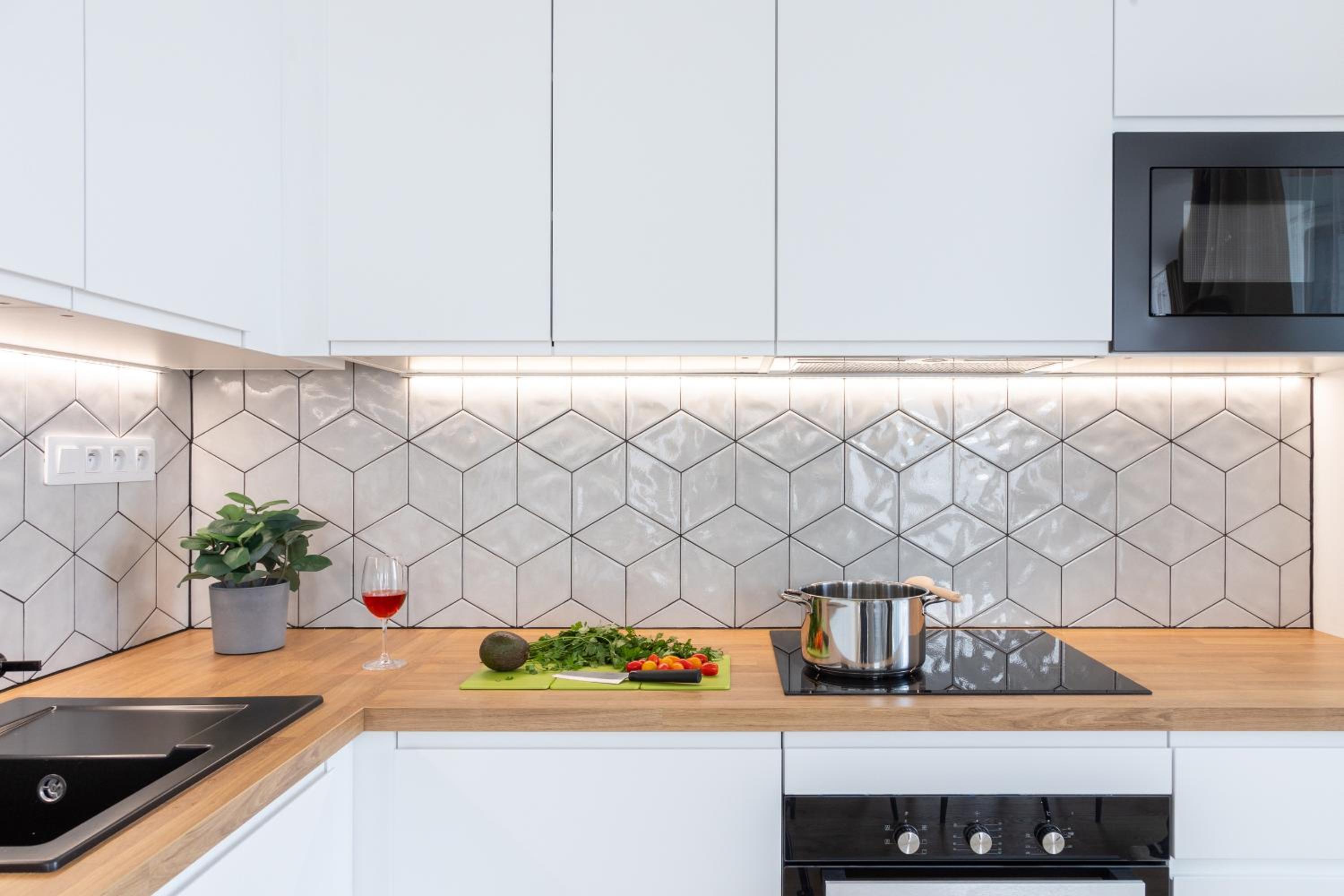 Prague Days - Two-bedroom Apartment with Balcony and Garage Parking in Smíchov