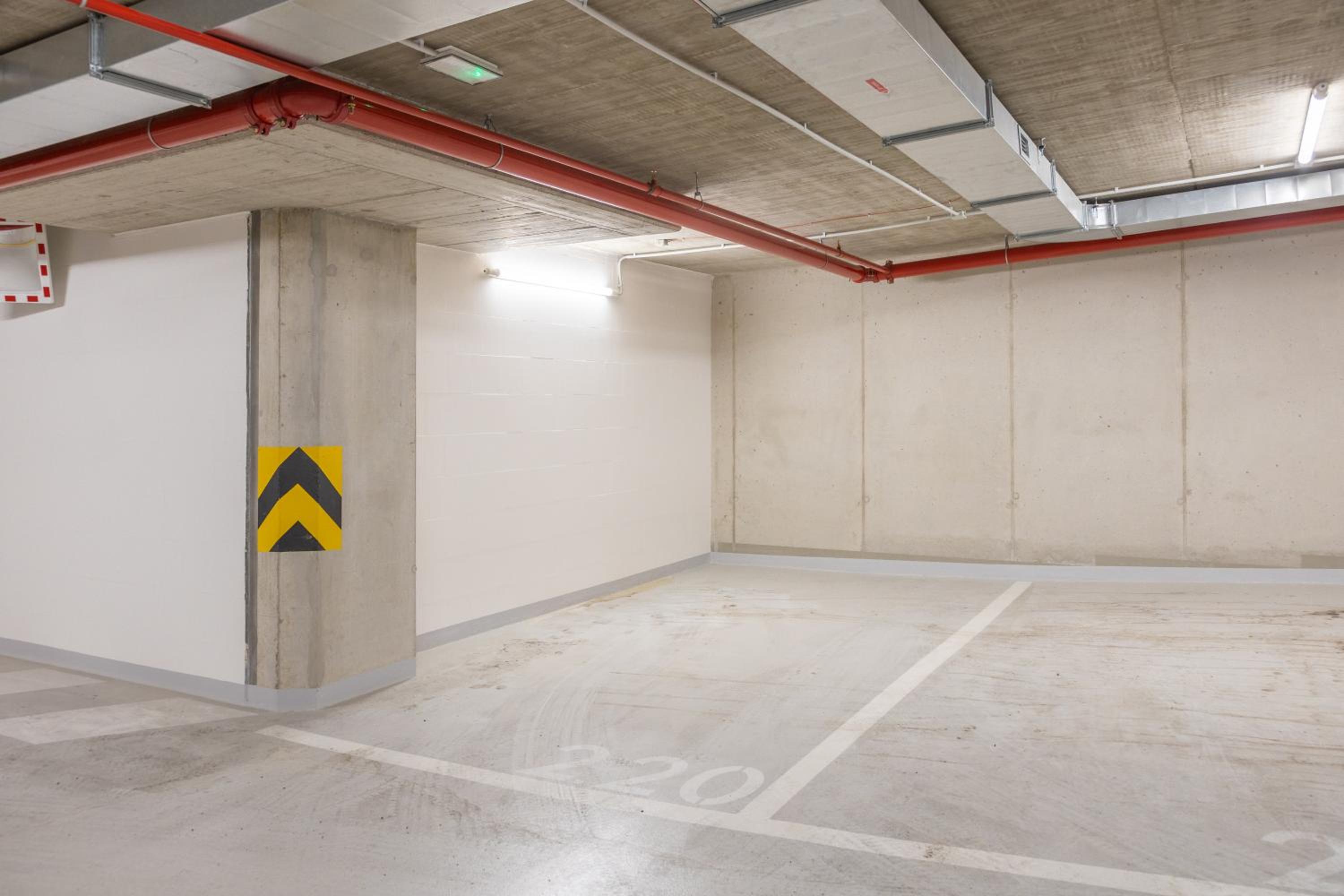 Prague Days - Two-bedroom Apartment with Balcony and Garage Parking in Smíchov