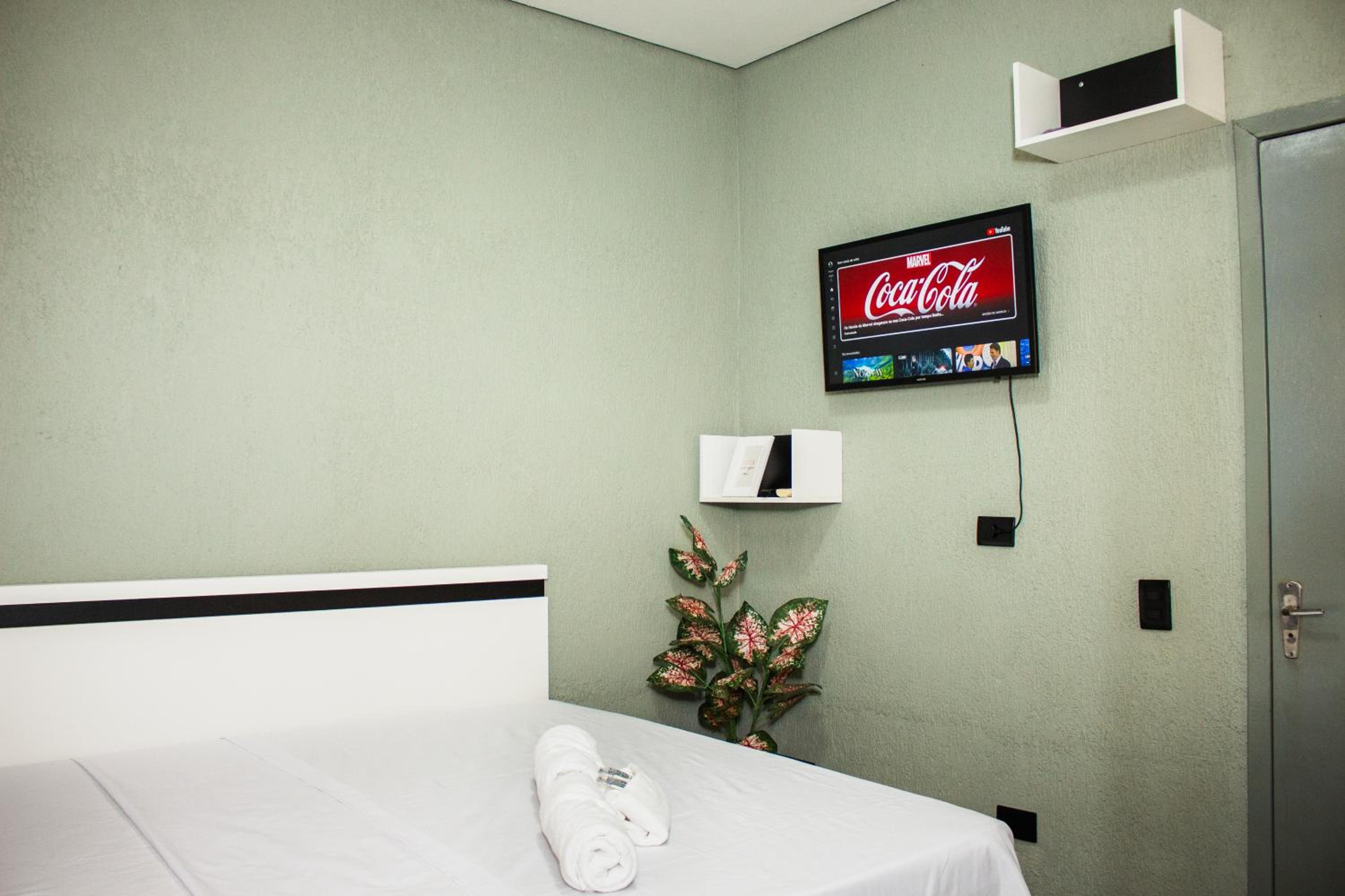 Vila Raízes Ribeiro - Apartamento em Residencial