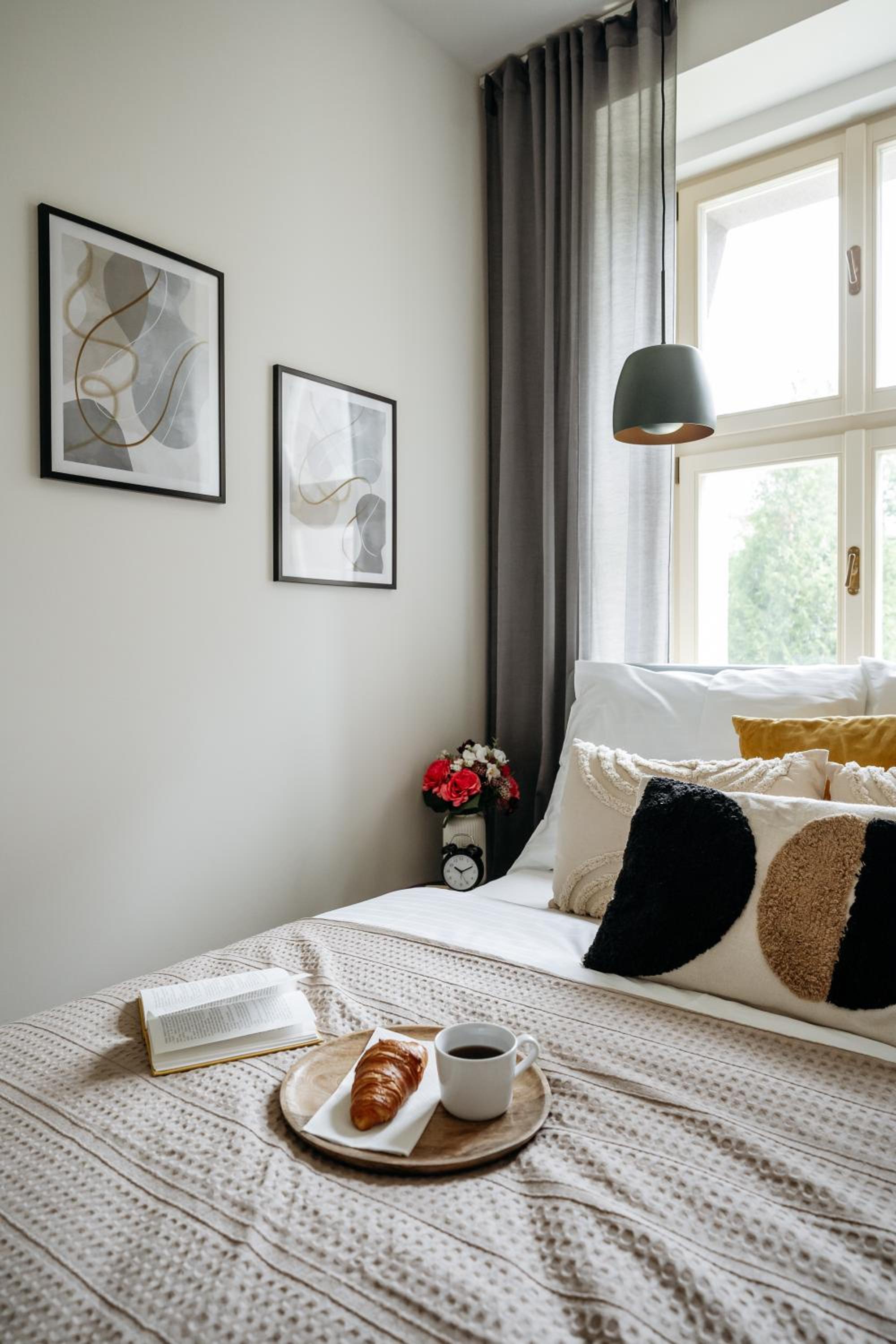 Studio with easy city access by Prague Days