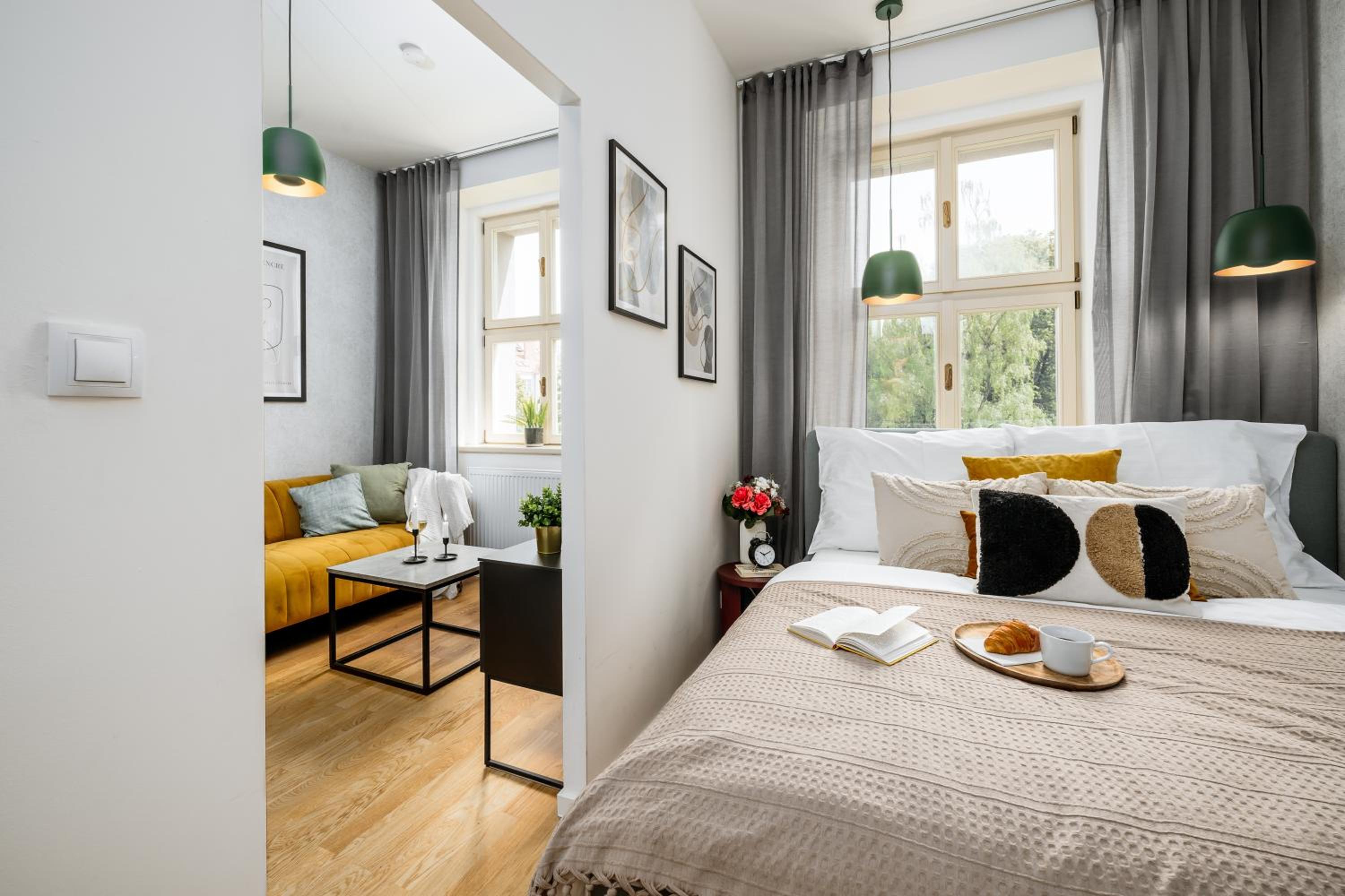 Studio with easy city access by Prague Days