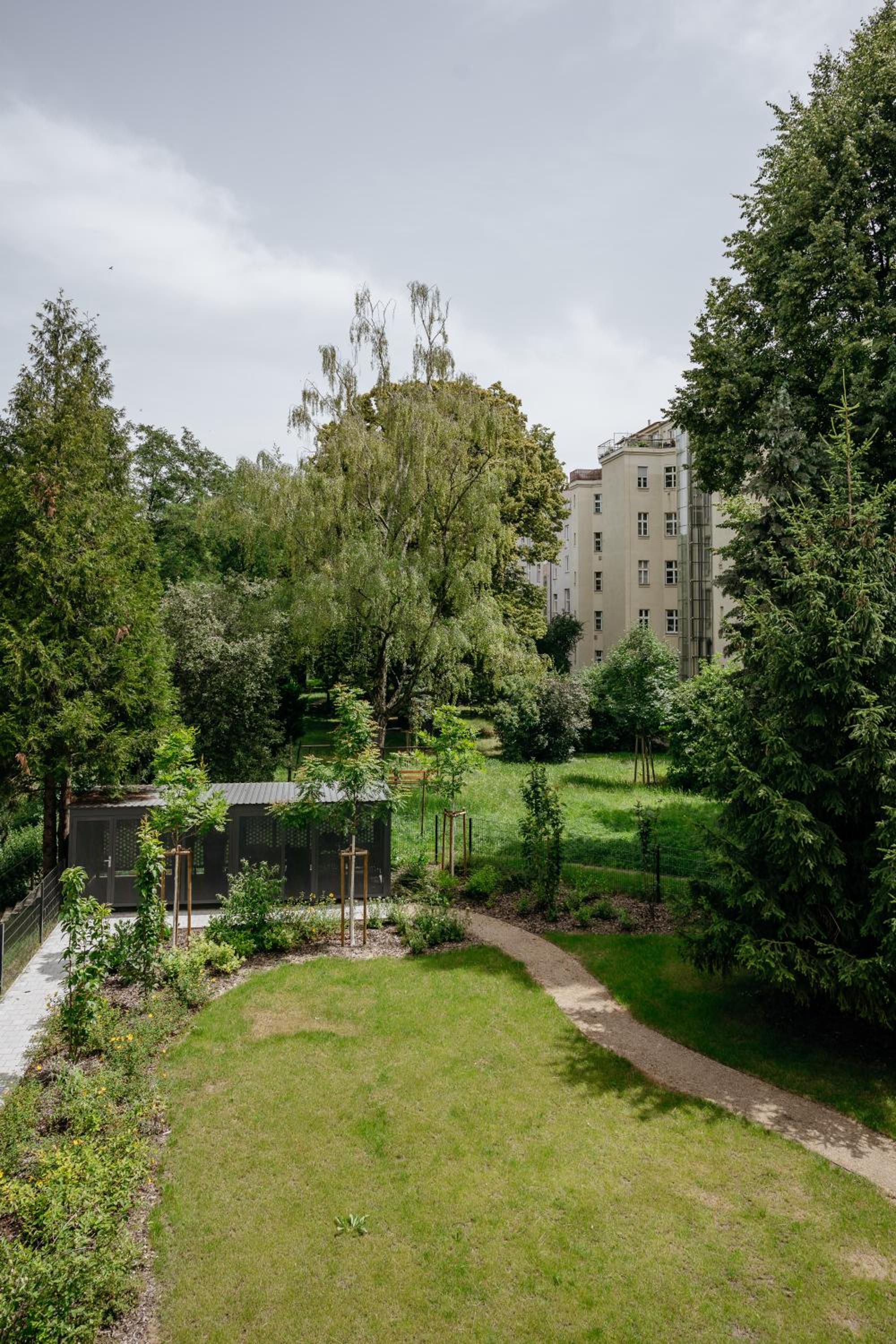 Studio with easy city access by Prague Days