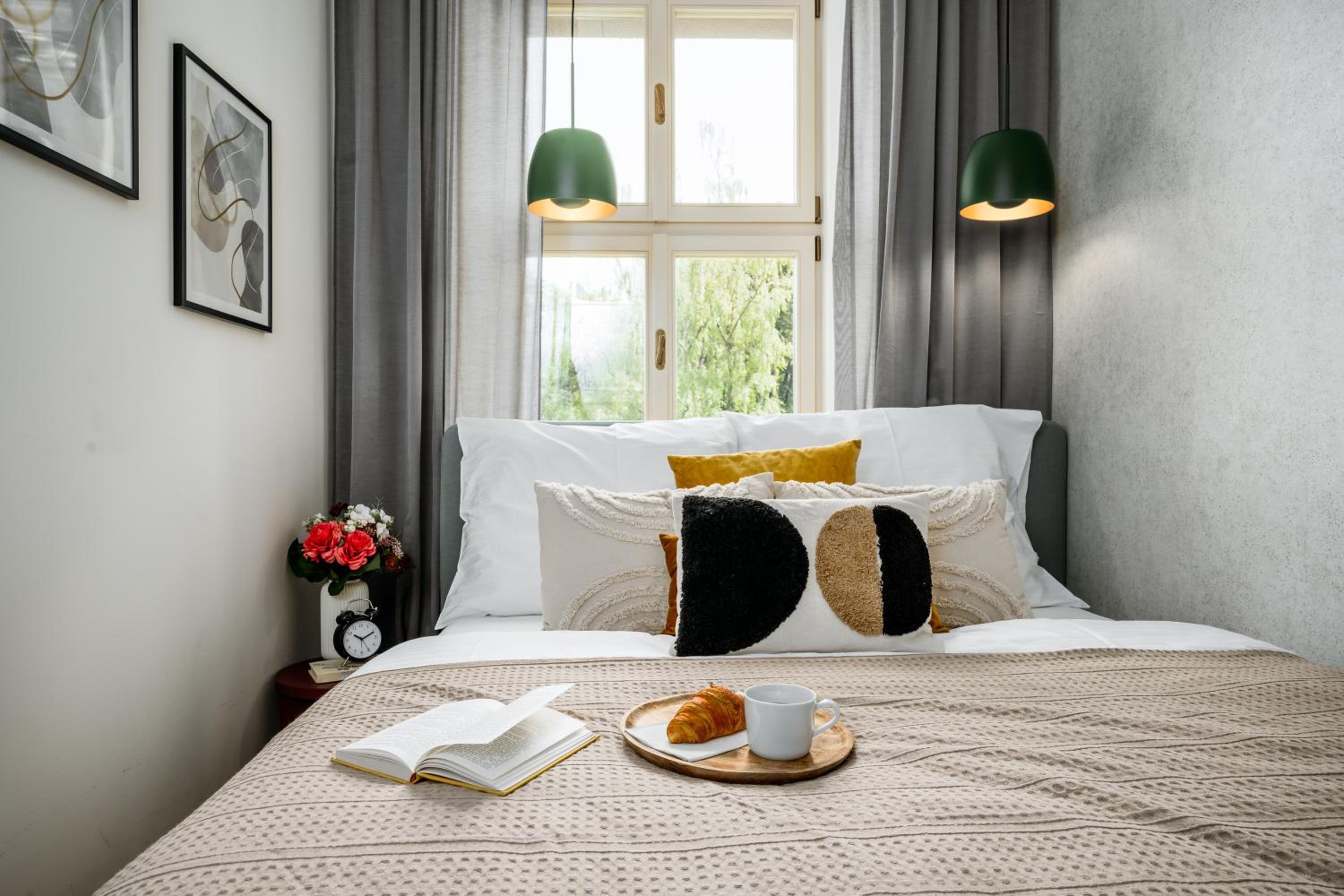 Studio with easy city access by Prague Days