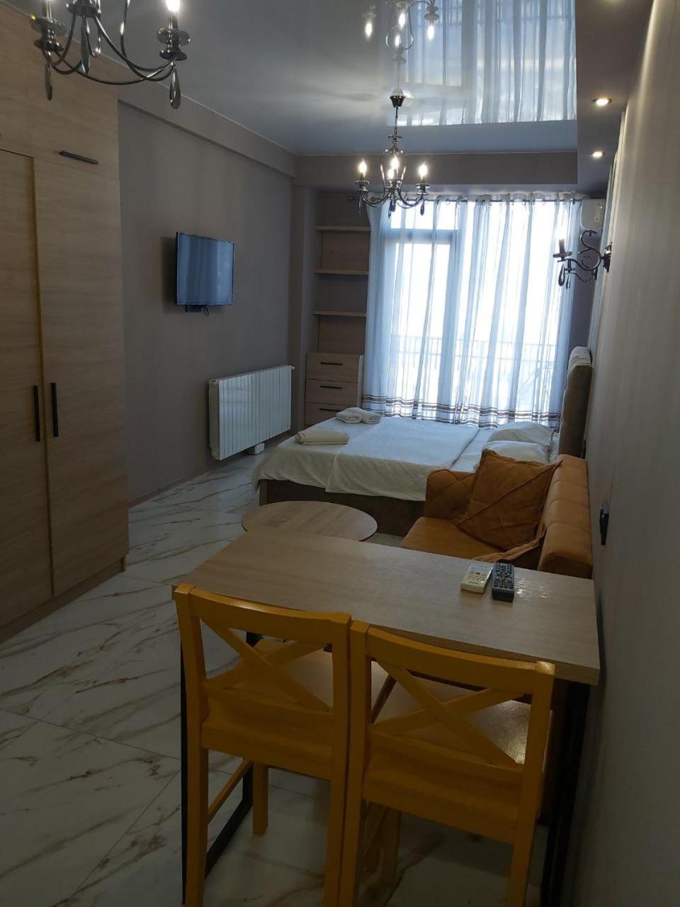 Central Apartments 13 view 2