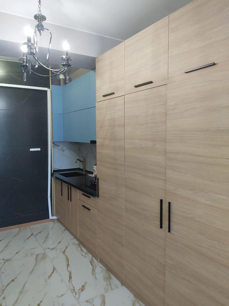 Central Apartments 13 view 4