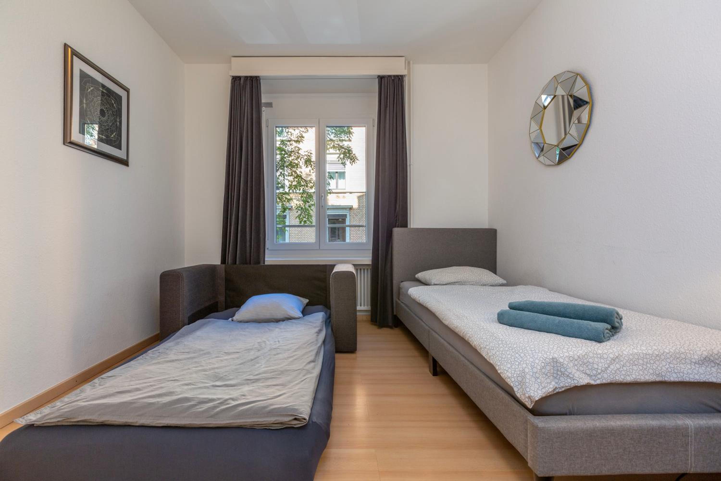 KAYA Zurich Apartment RUBY - Downtown Deluxe 2BR Apt