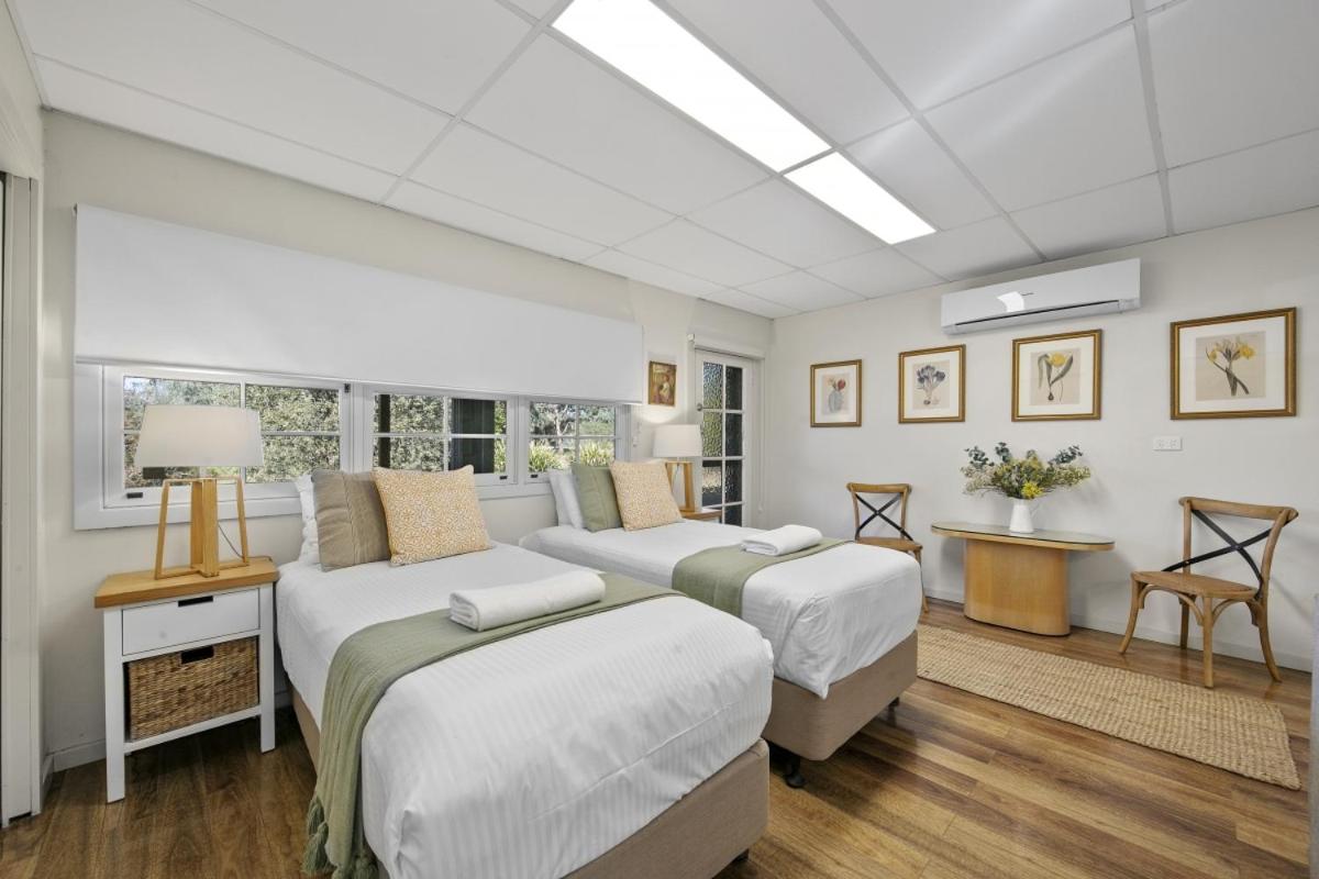 Maranda Country Estate 5 Bedrooms with Pool, Spa & EV