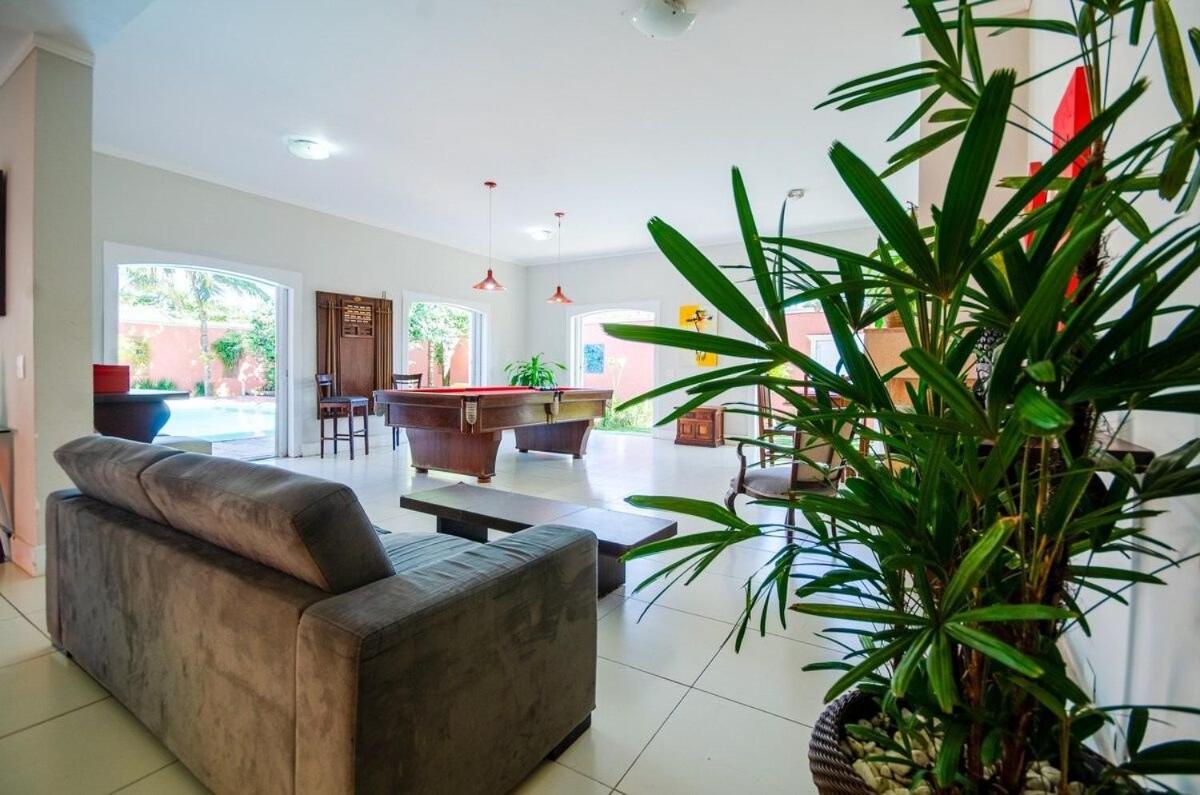 Casa Paradisíaca Para até 28 pessoas 350m do Mar