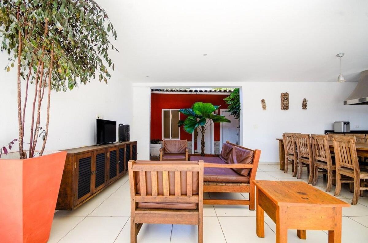 Casa Paradisíaca Para até 28 pessoas 350m do Mar