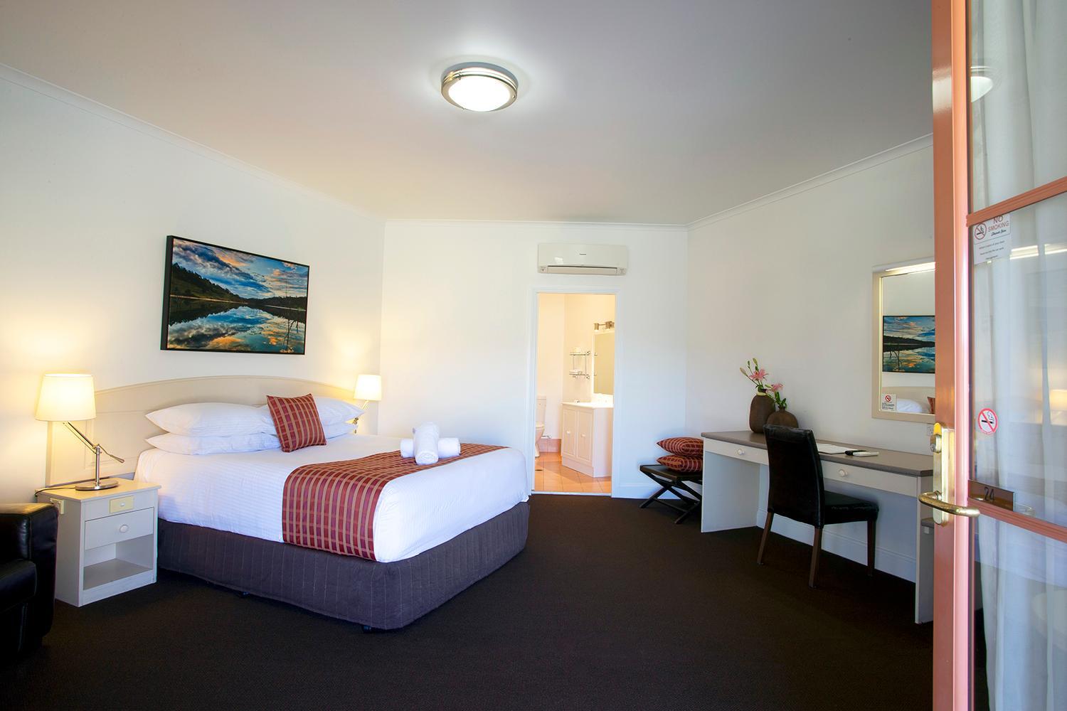 Bowen Inn Motel