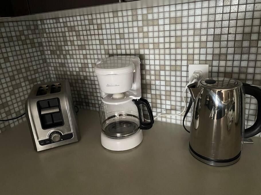 Modern & quiet apartment in Millrise