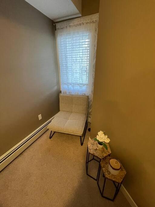 Modern & quiet apartment in Millrise