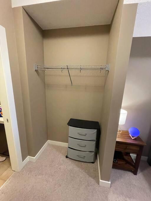 Modern & quiet apartment in Millrise