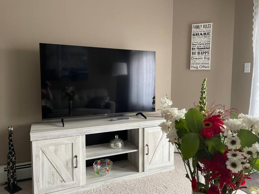 Modern & quiet apartment in Millrise