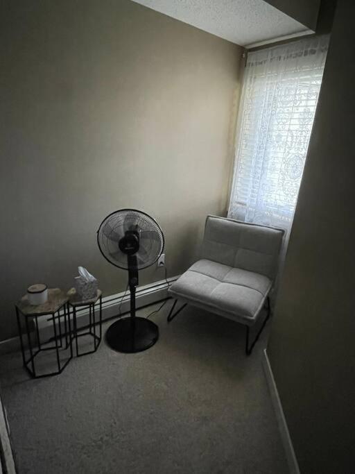 Modern & quiet apartment in Millrise