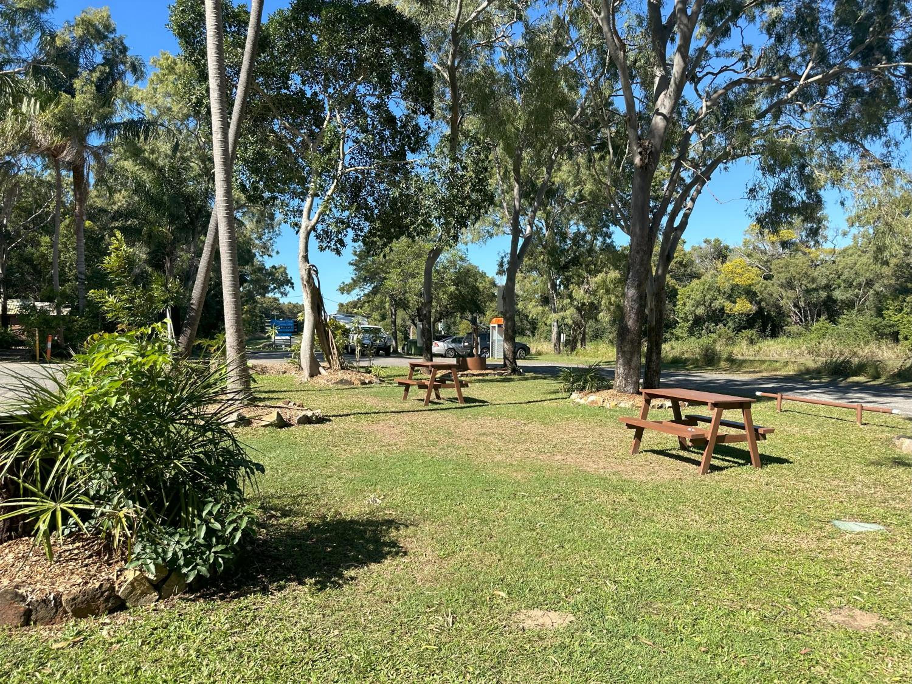 1770 Holiday Village