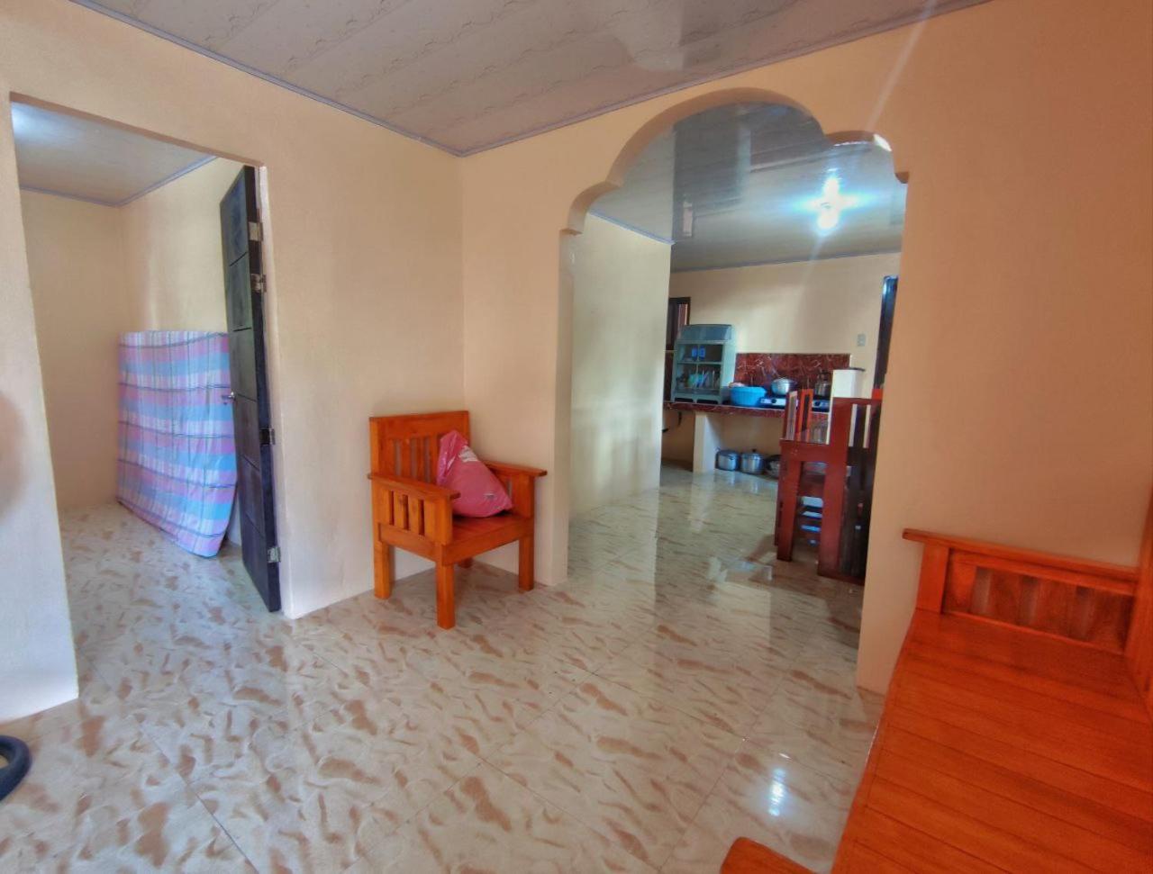 Patar White Beach Bolinao- LILYBETH TRANSIENT HOUSE 1 # -NOT Beachfront view 4