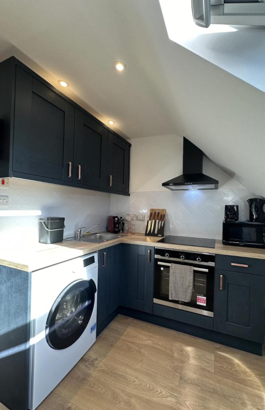 Top Floor Central Apartment