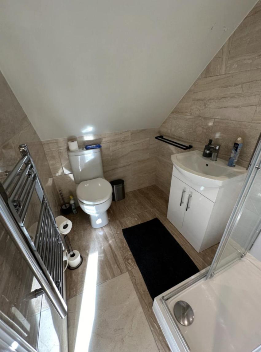 Top Floor Central Apartment