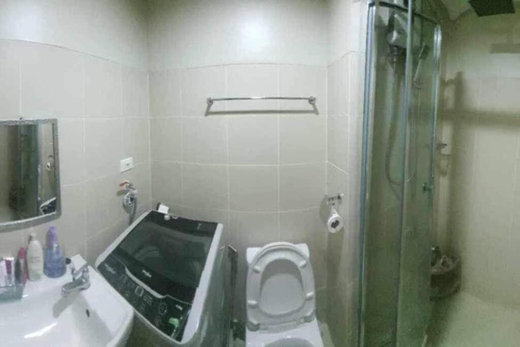 Fame Residences EDSA Shaw MRT Shangrila Megamall view 5