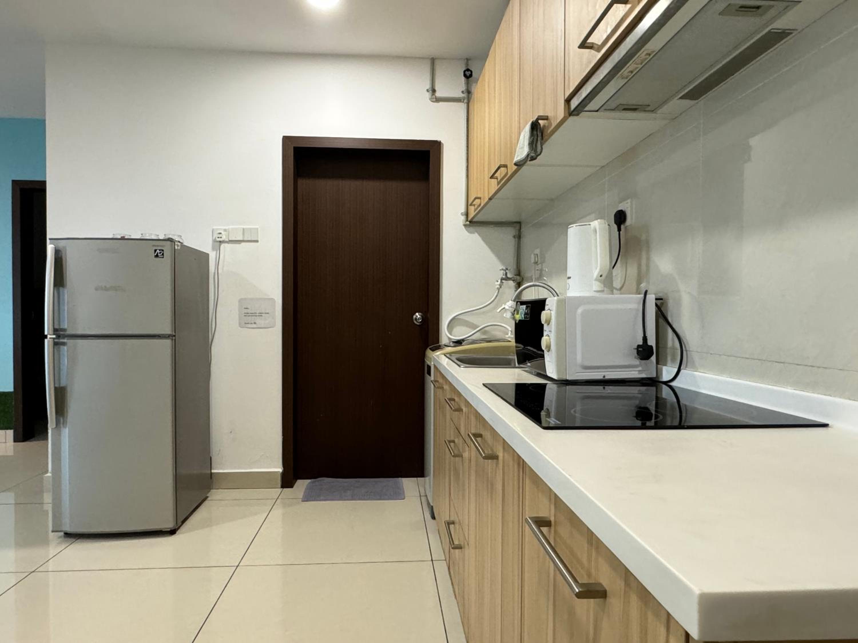 JB City Shopping Mall Apartment