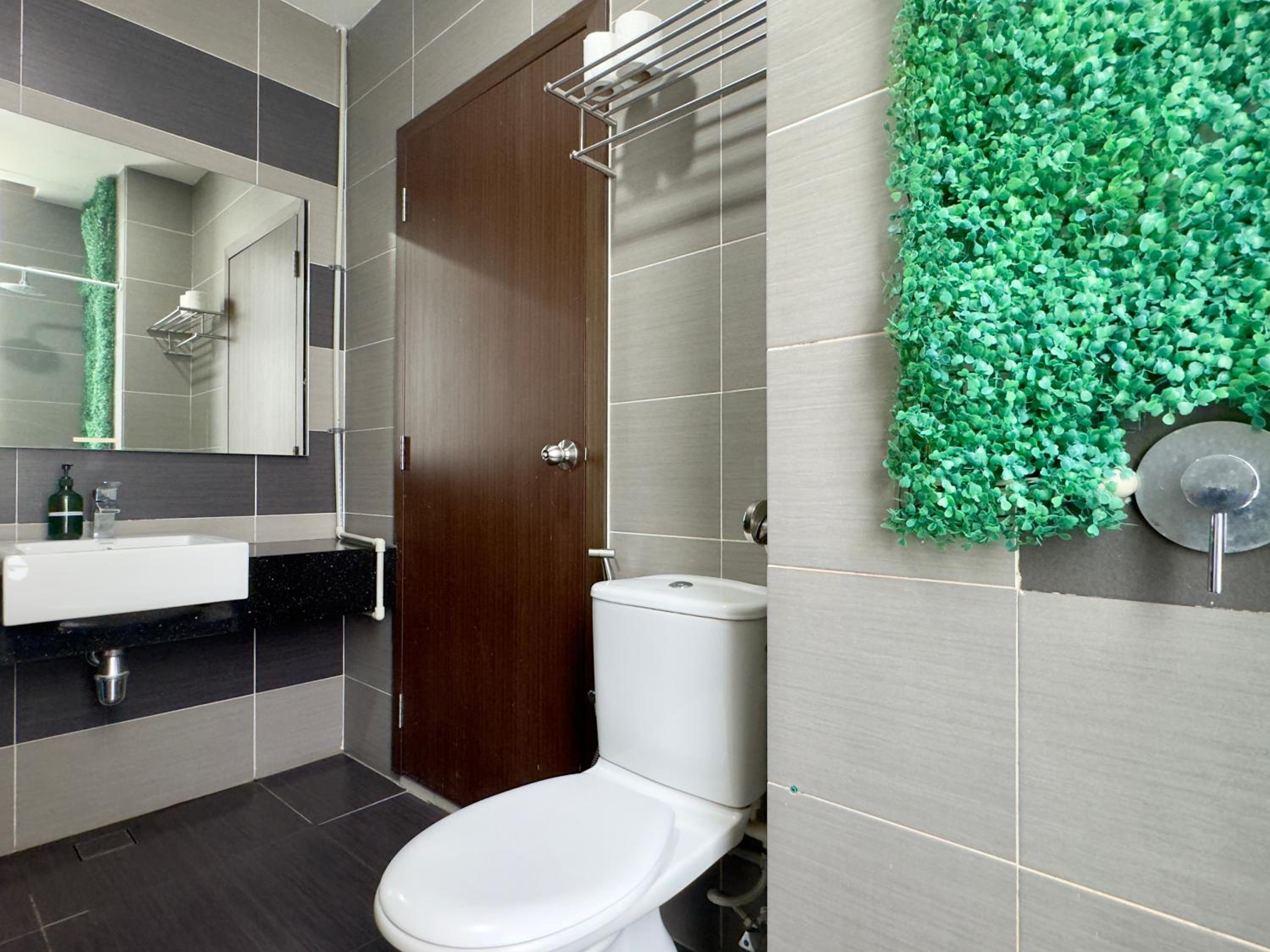 JB City Shopping Mall Apartment