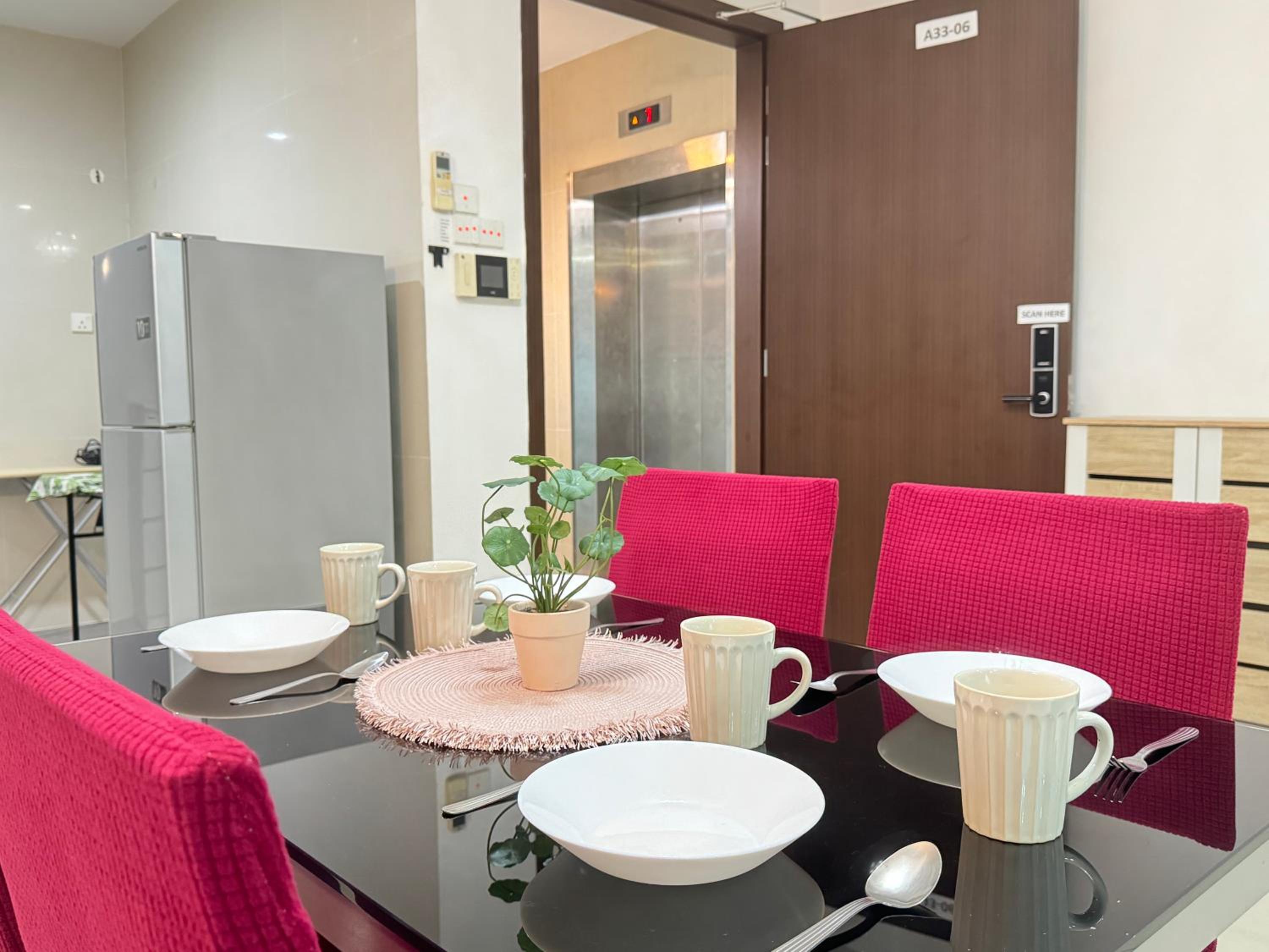 JB City Shopping Mall Apartment