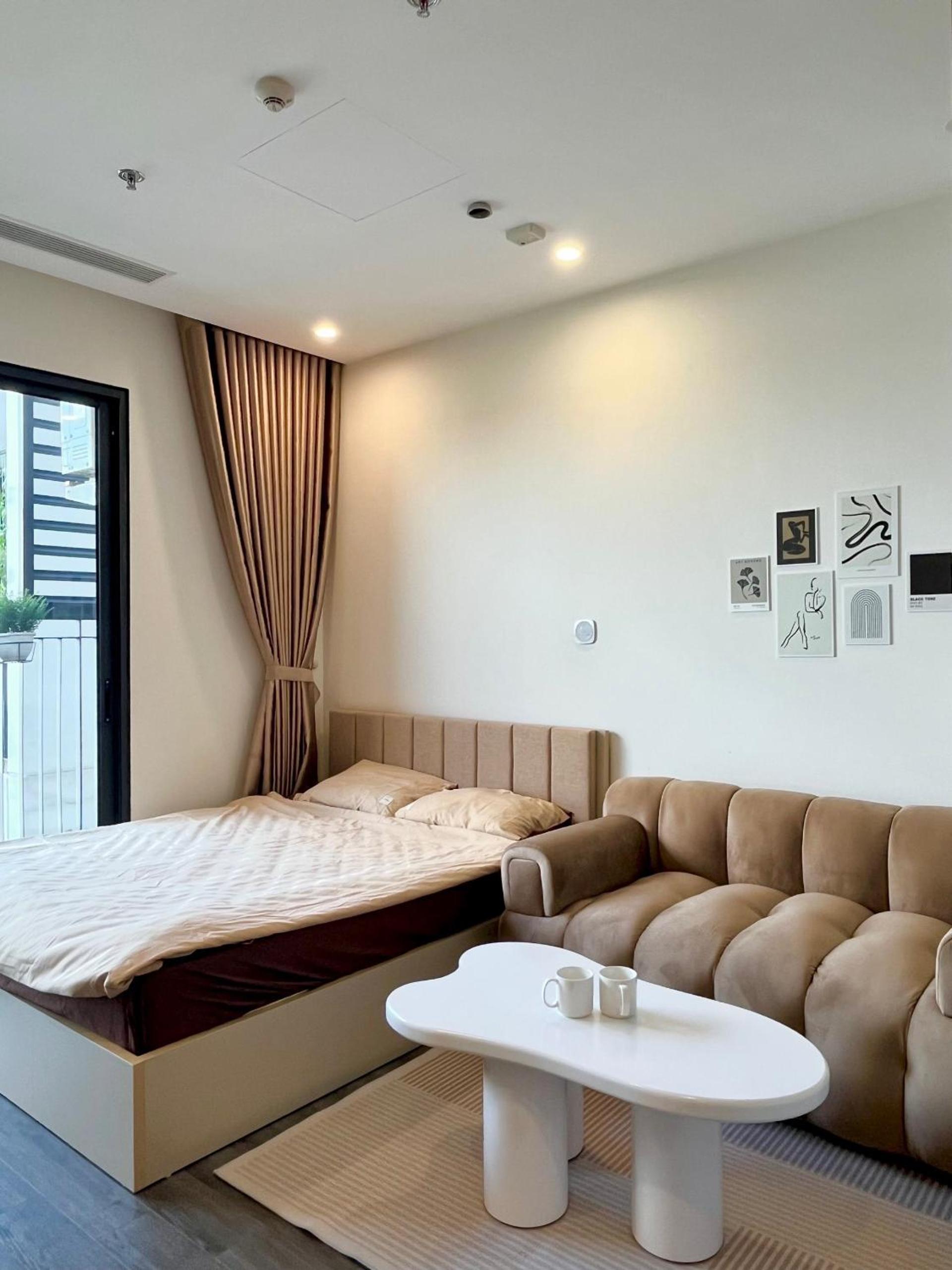 1BR Studio Vinhomes Apt Swimming Pool & Villa View