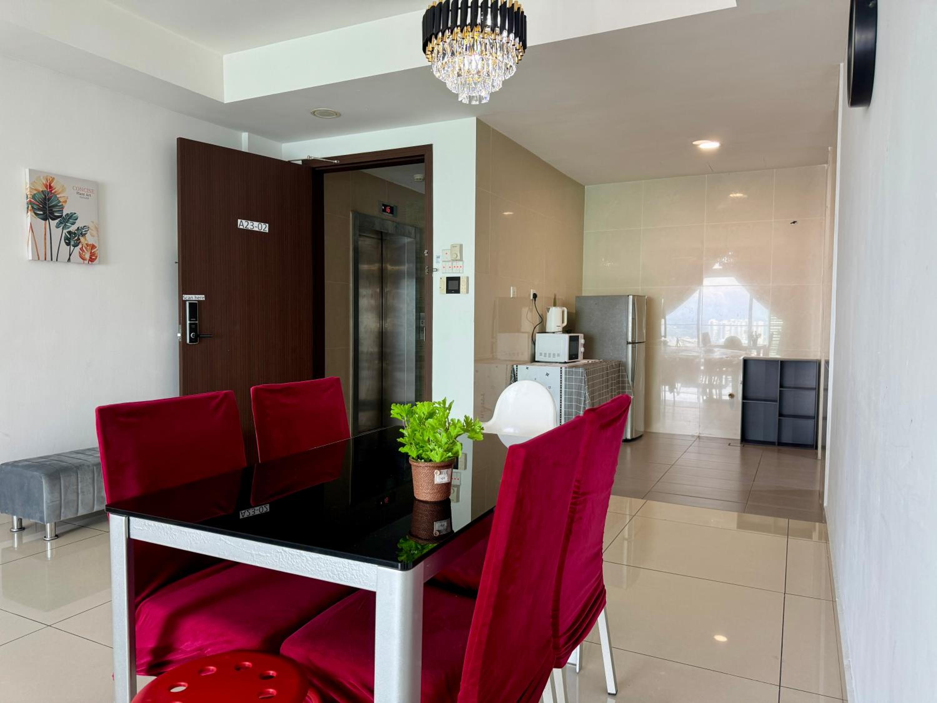 JB City Shopping Mall Apartment