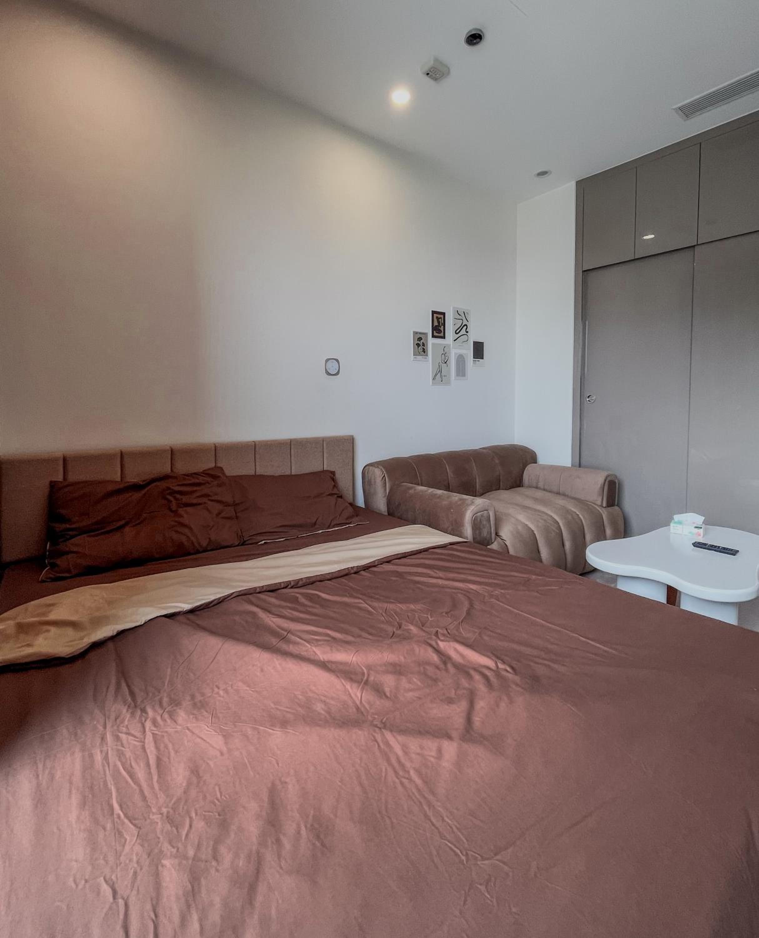 1BR Studio Vinhomes Apt Swimming Pool & Villa View