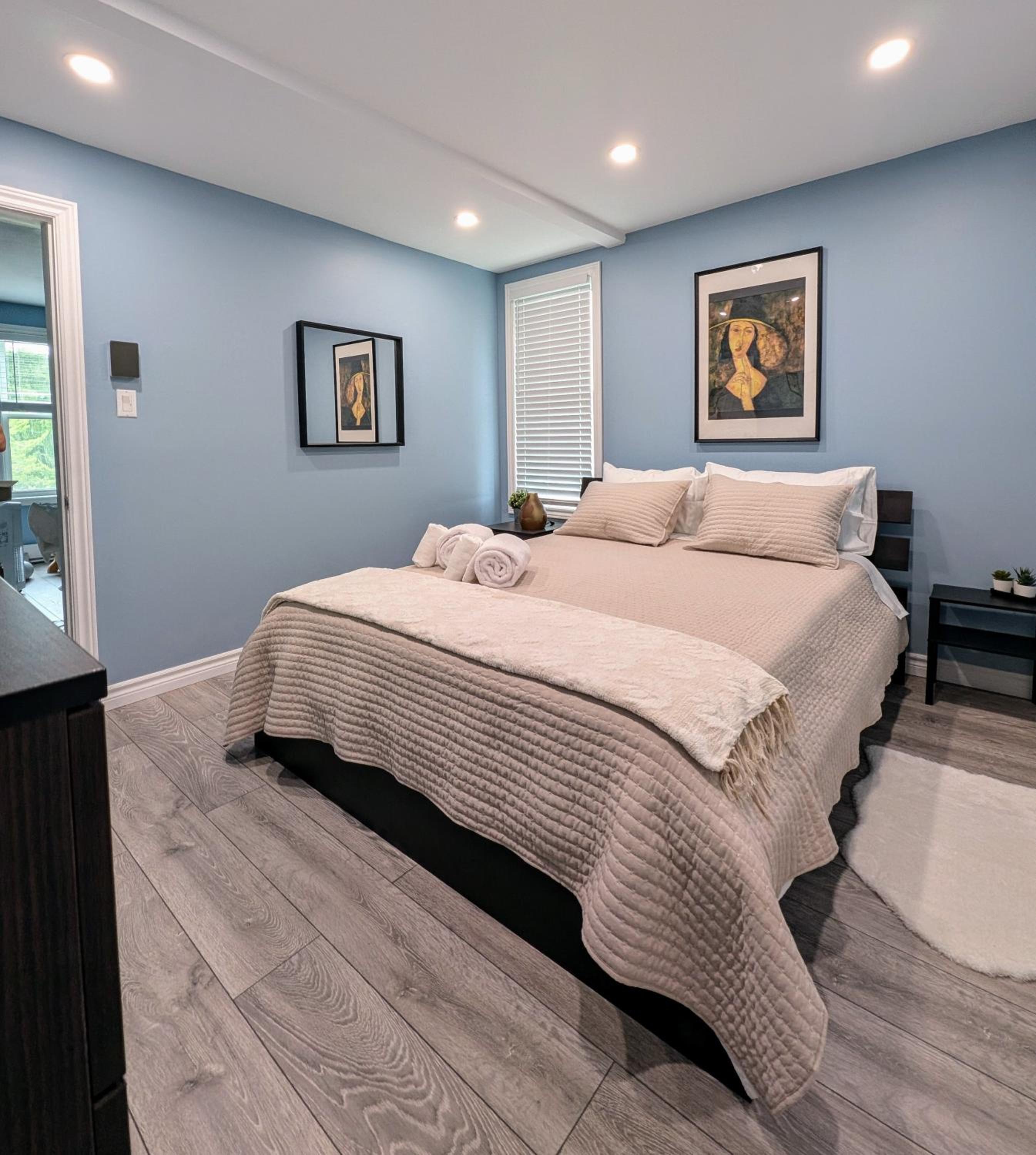 Cozy Blue Retreat at Georgian Bay