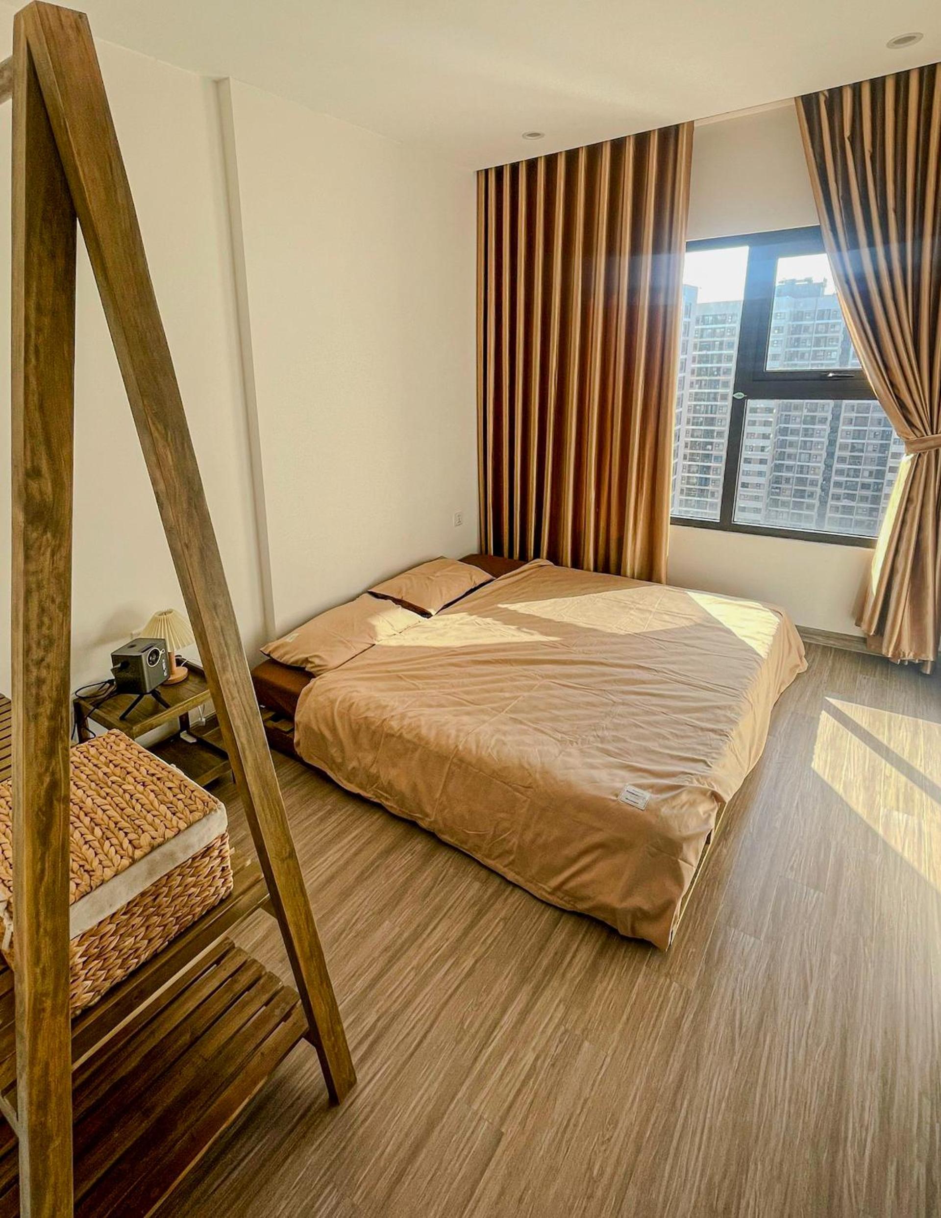 2BR Vinhomes Apartment! A sun-drenched apartment