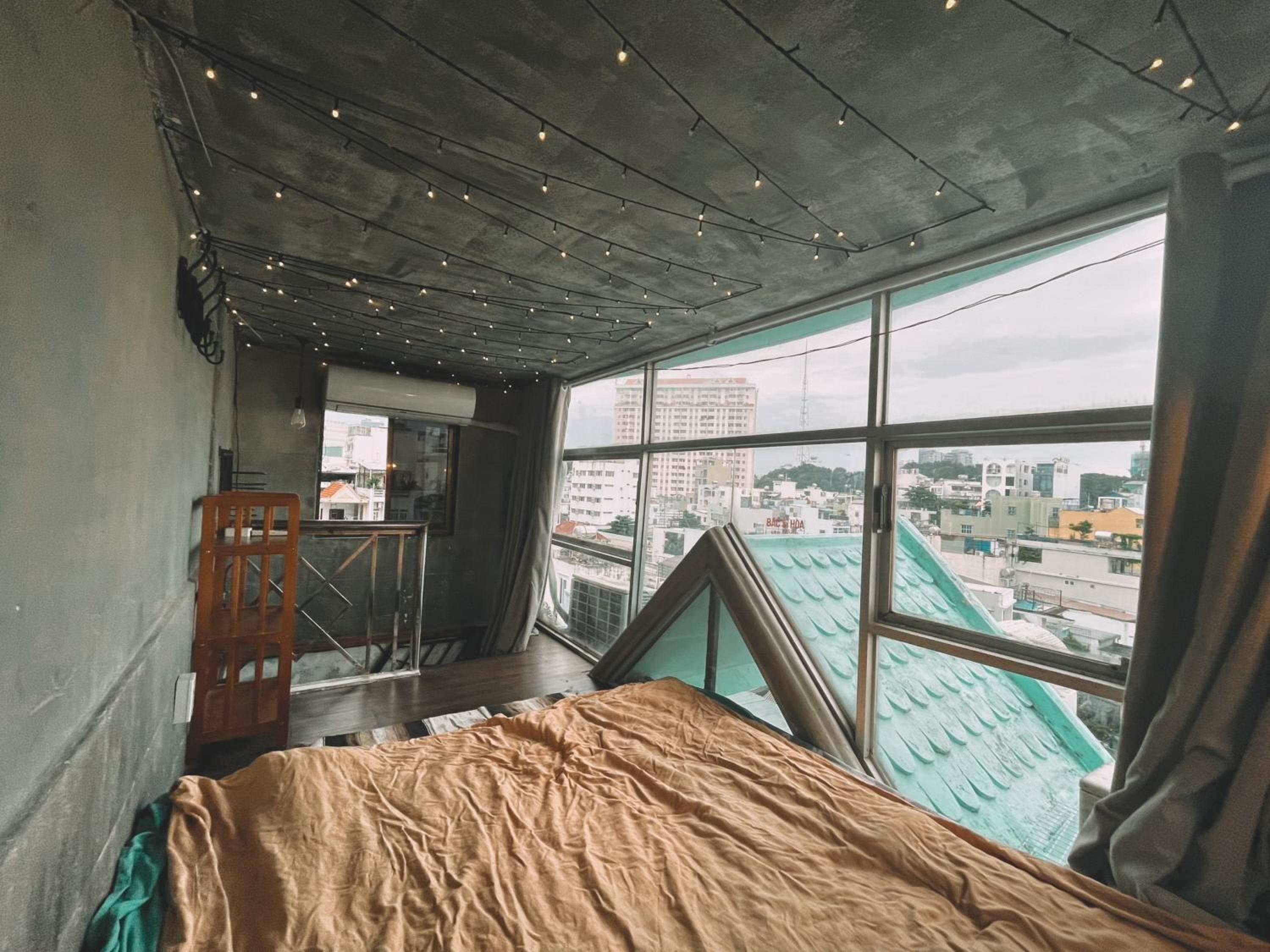 Nhà Saigon Homestay&Coffee