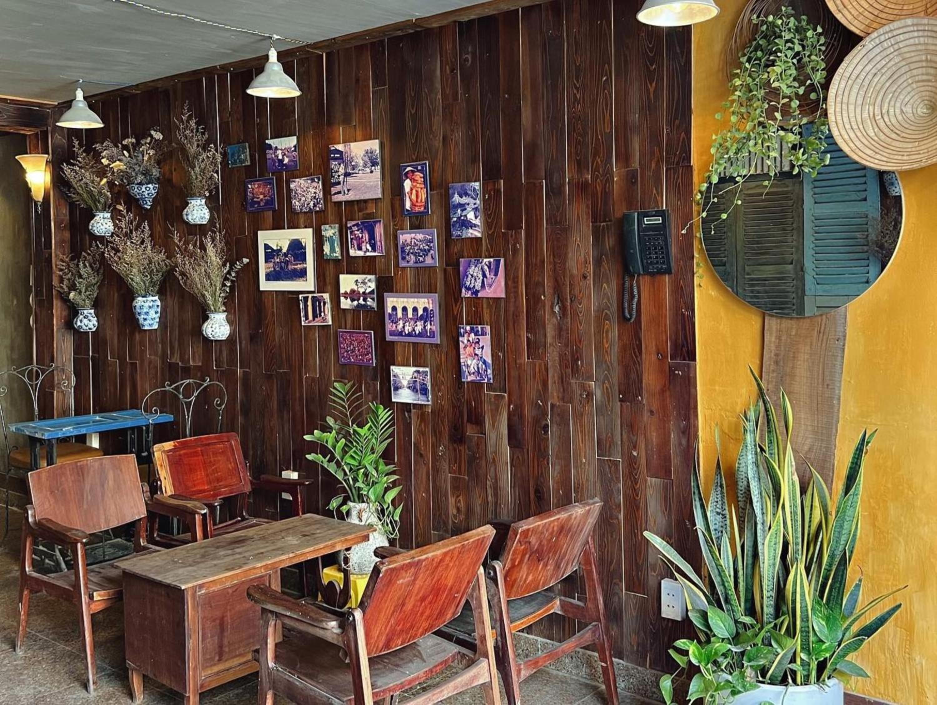 Nhà Saigon Homestay&Coffee