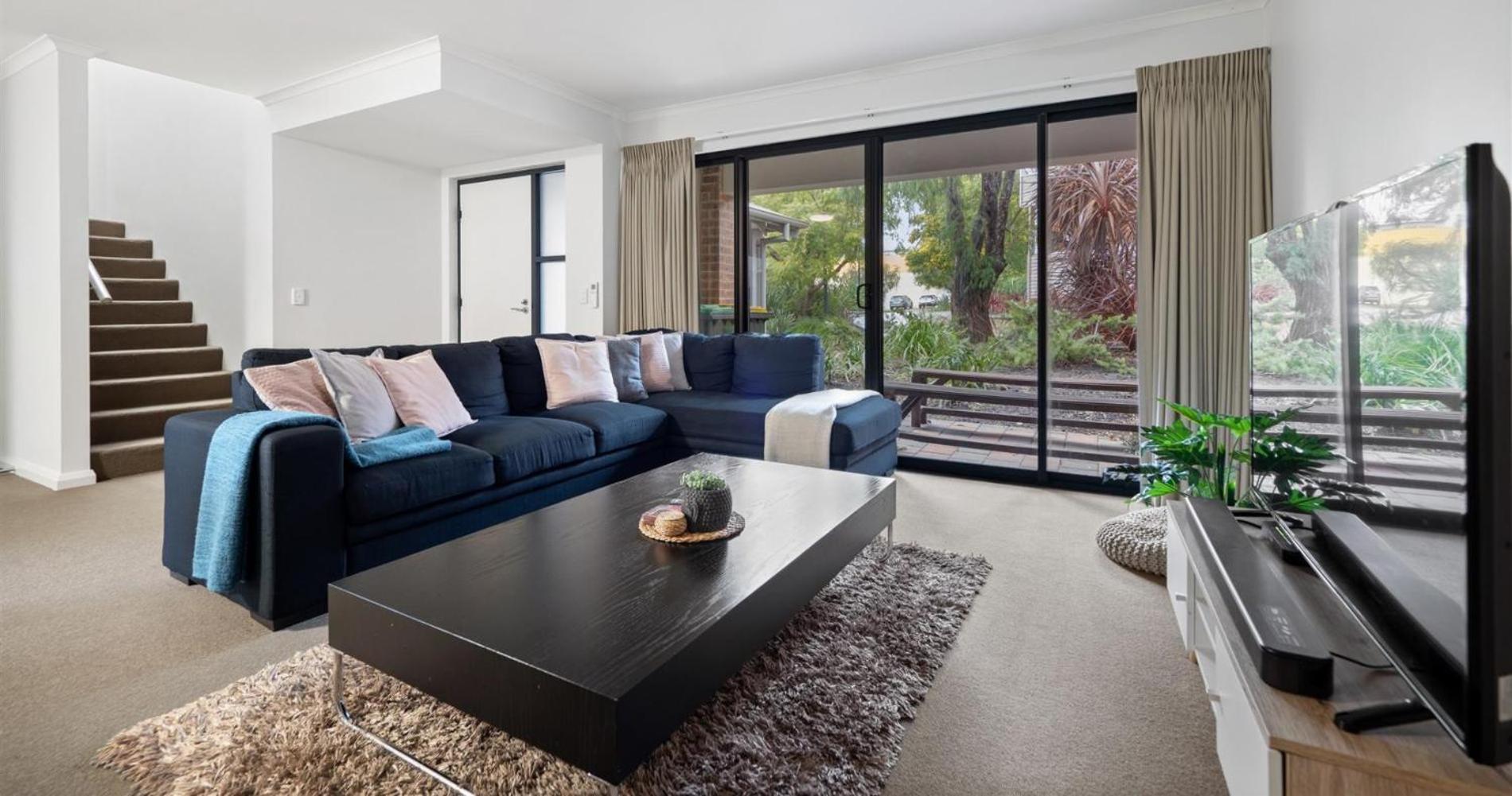 Forest Edge Villa - Family Friendly - Walk To Town