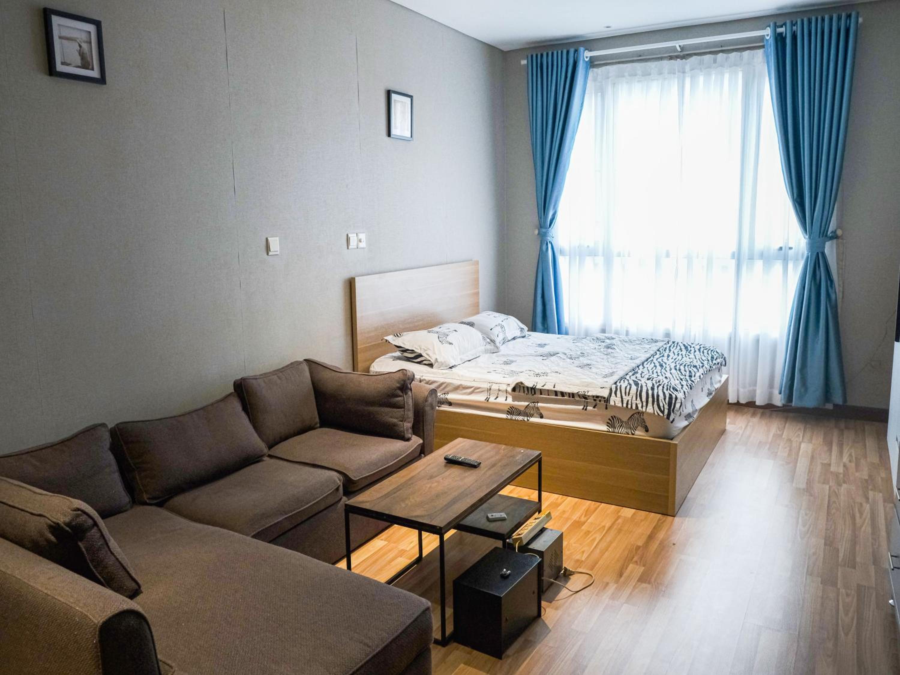 Lancaster Saigon Service Apartment