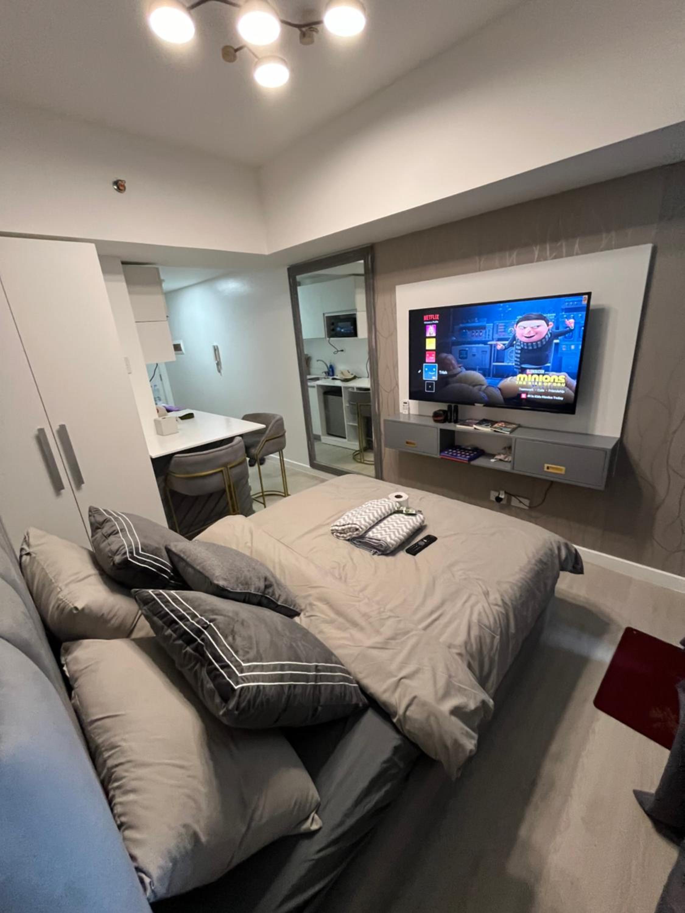 Cozy cool cabin at Azure north San Fernando Pampanga