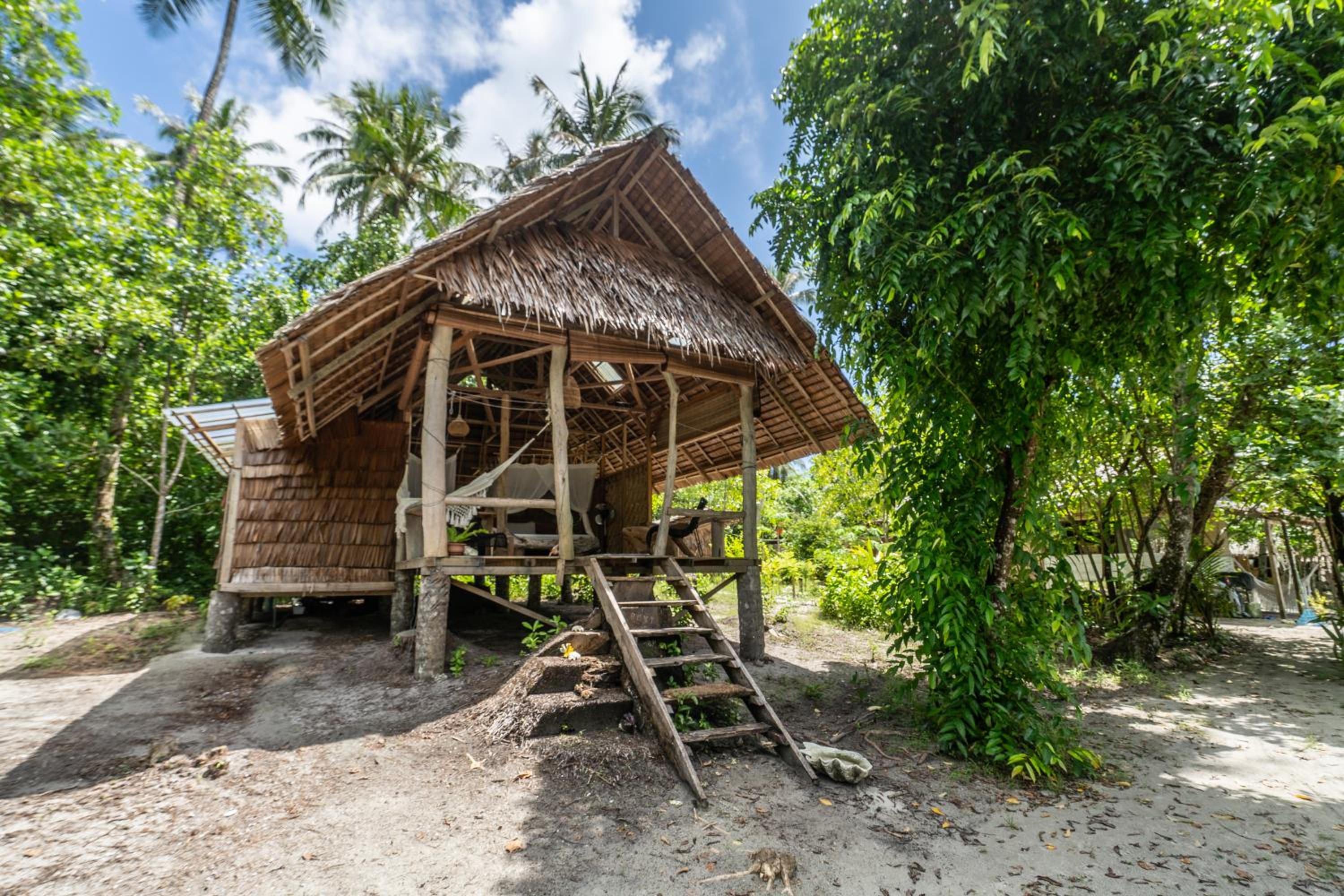 Driftwood room at Pinang Island view 2