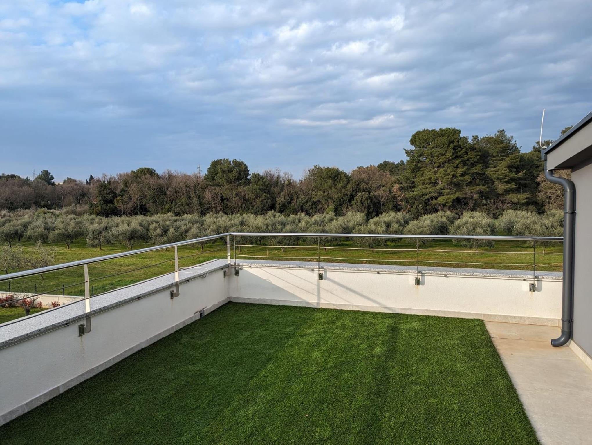 Villa Centinera mit Pool in Meernähe