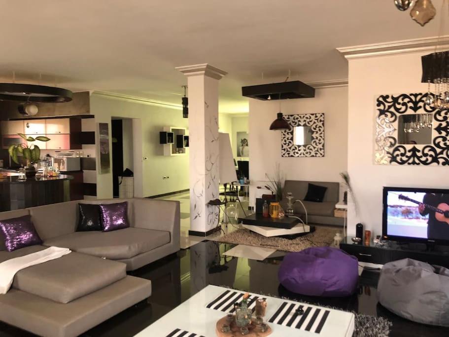 Urban Bliss Luxurious Penthouse