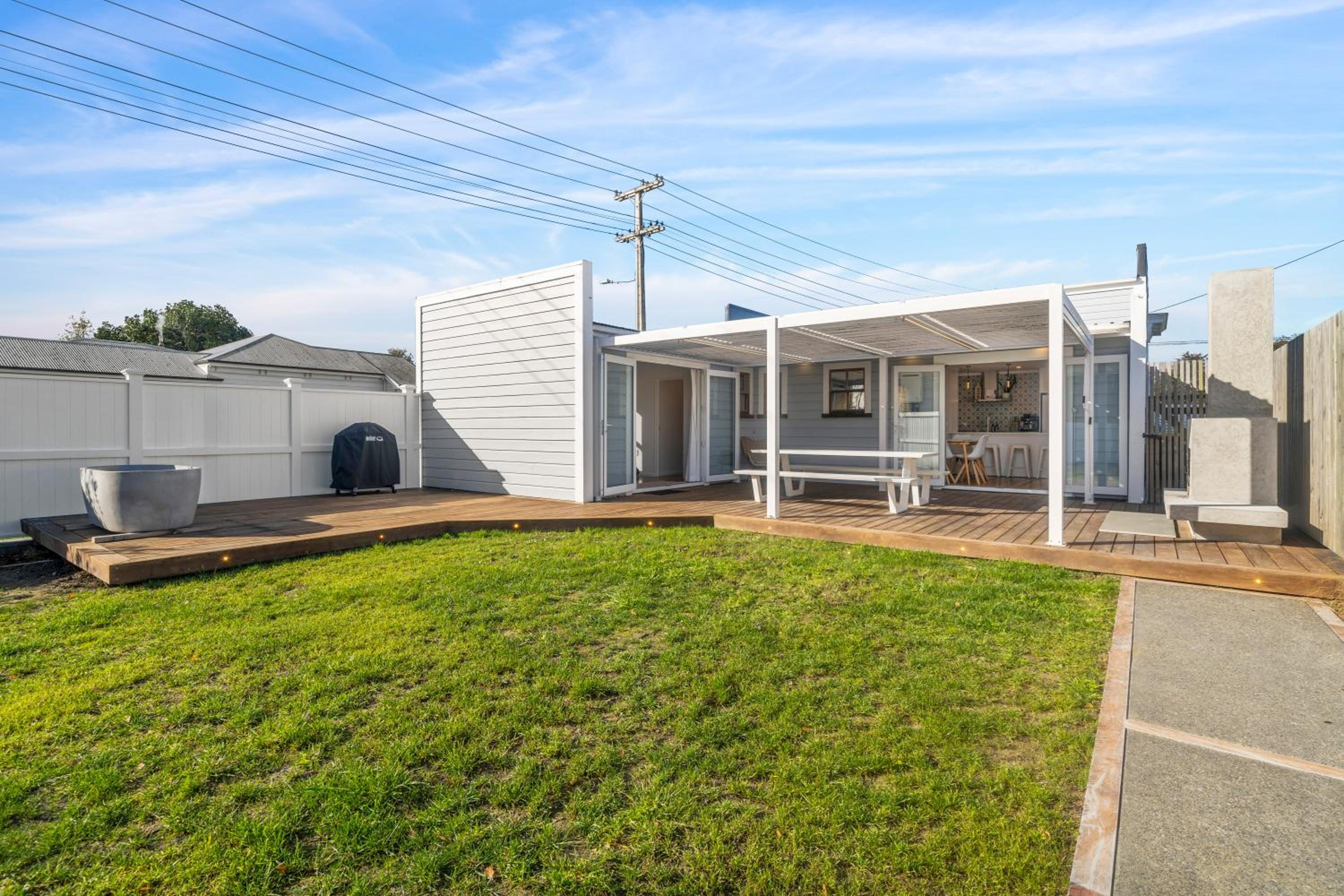 The Olive Corner- Martinborough Holiday Home