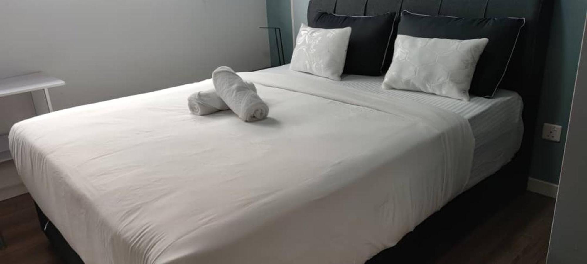 M Vertica KL 3br for 6pax by Wowhome