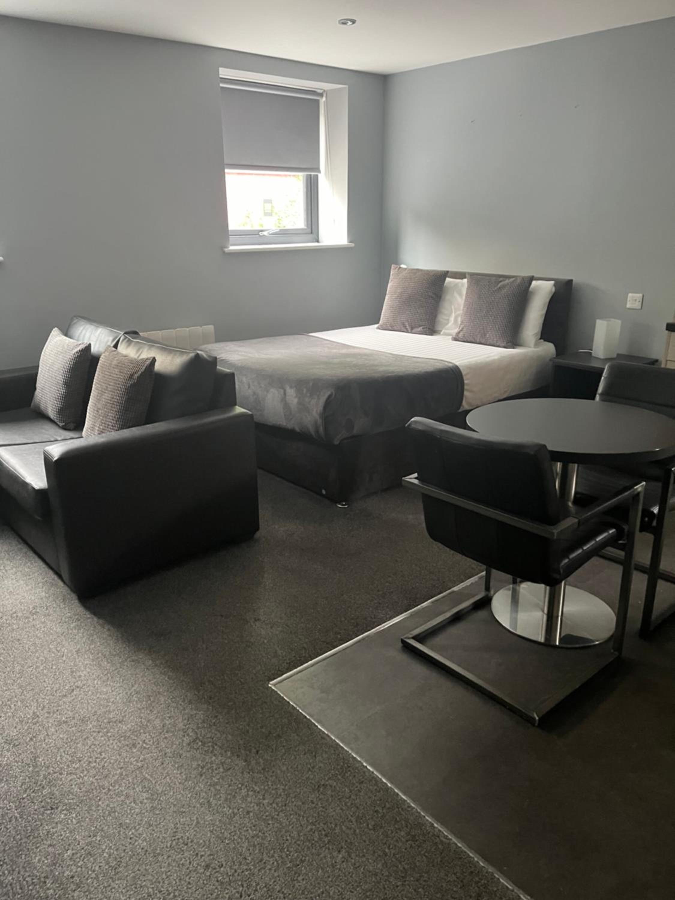 Newcastle Quayside One Bed Studio Apartment view 4