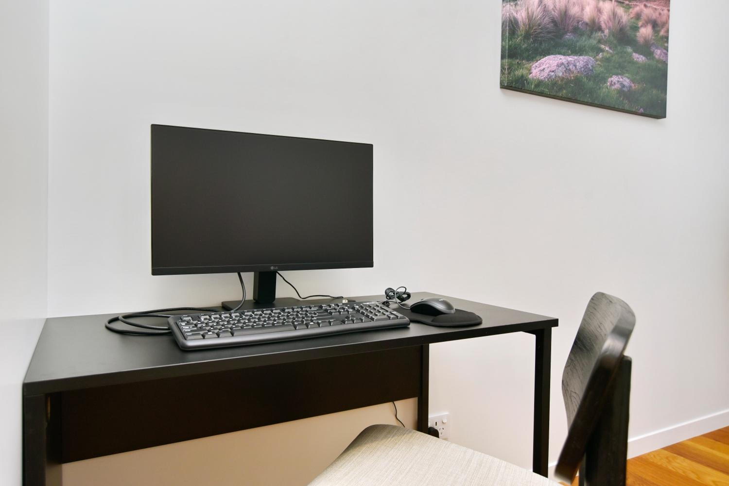 Photo 9